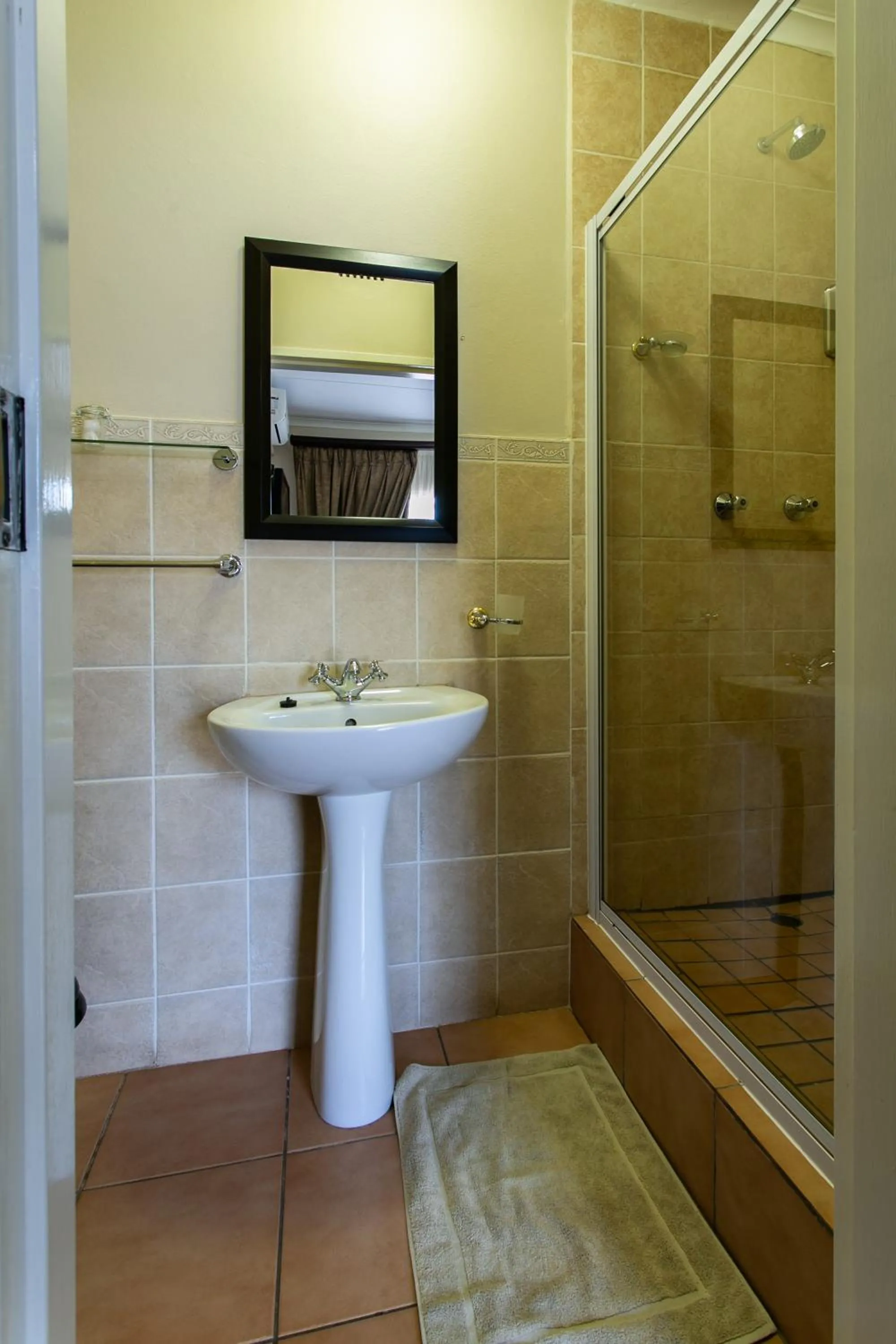 Royl Court Guesthouse
