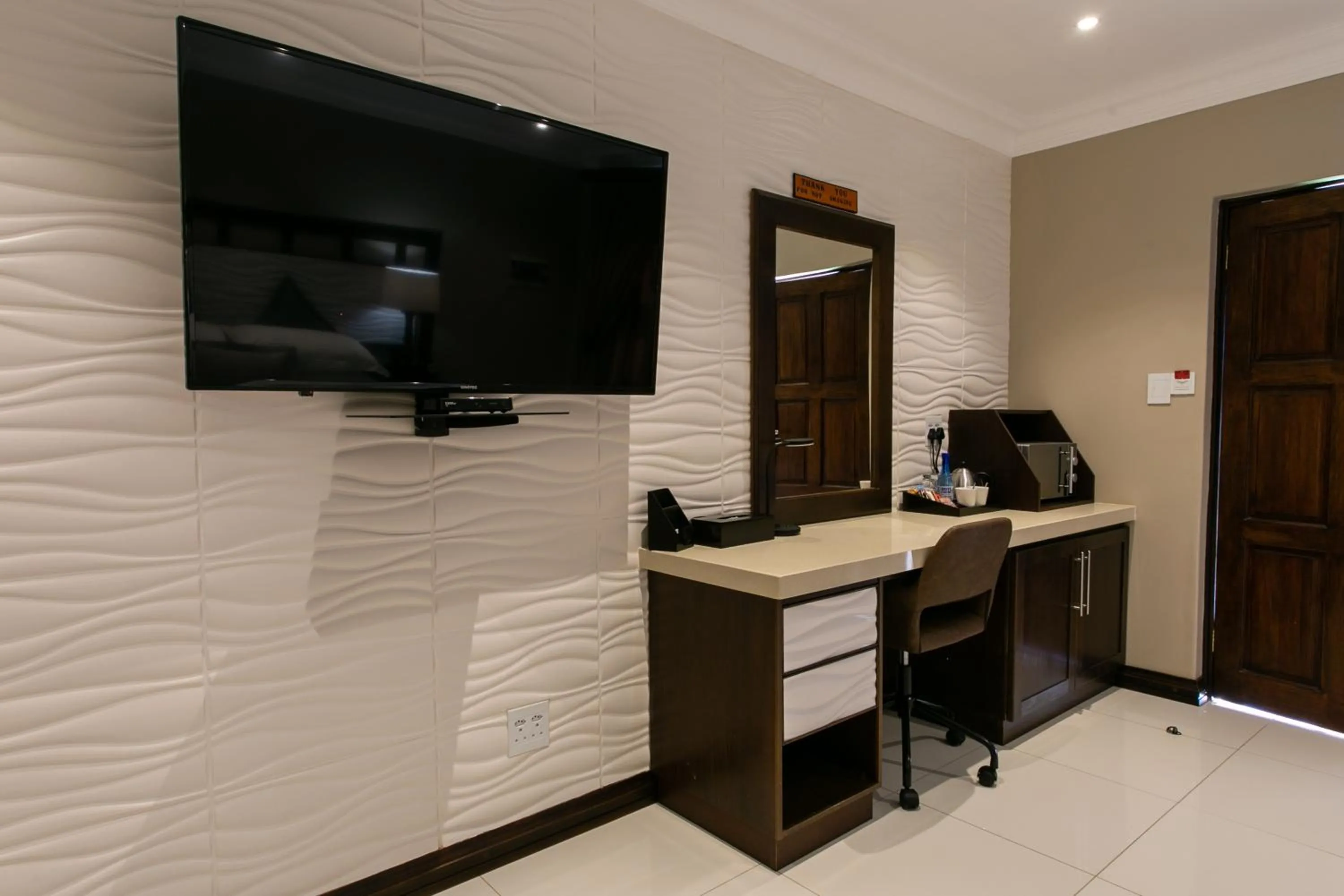 Royl Court Guesthouse