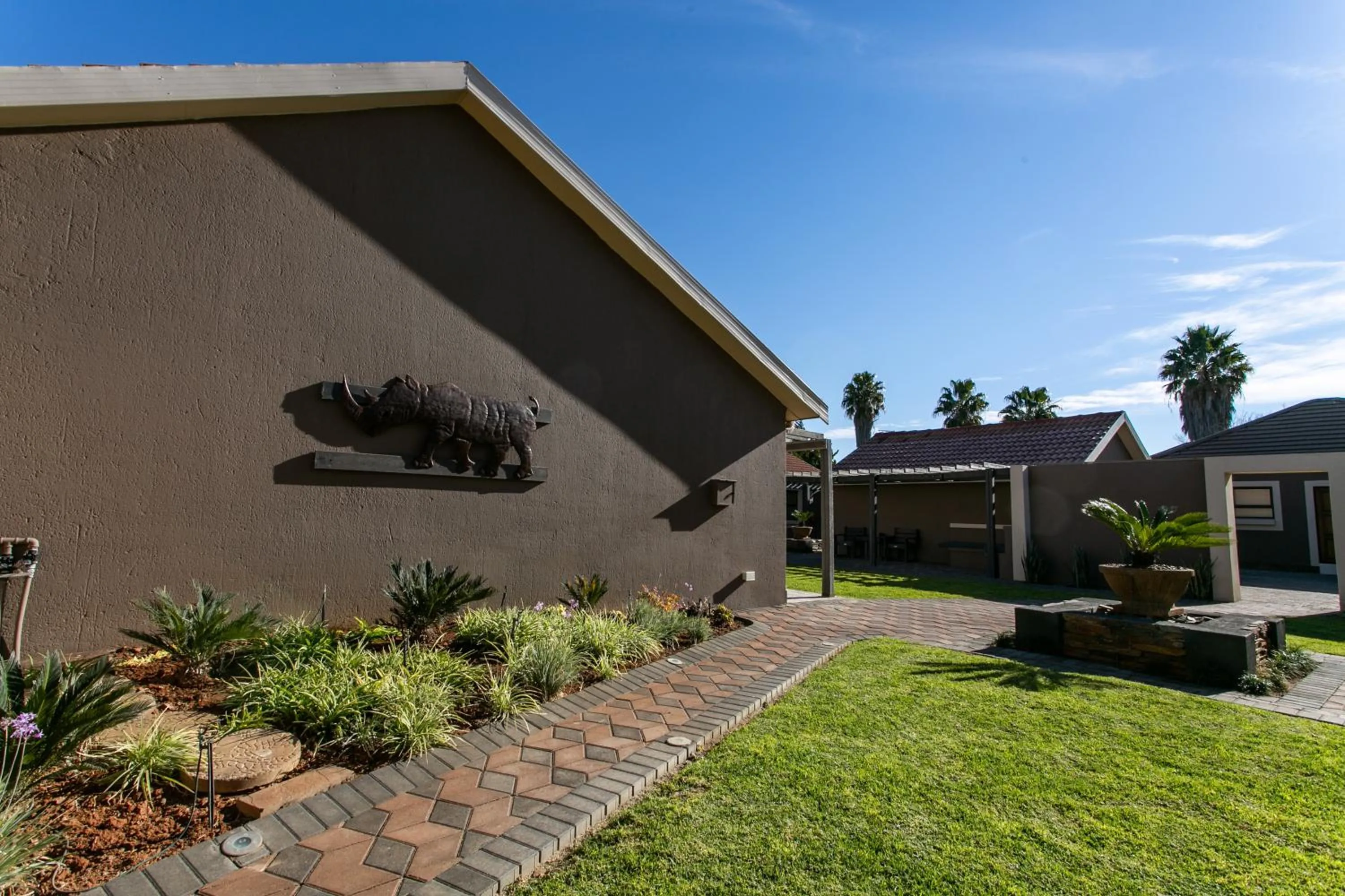 Royl Court Guesthouse