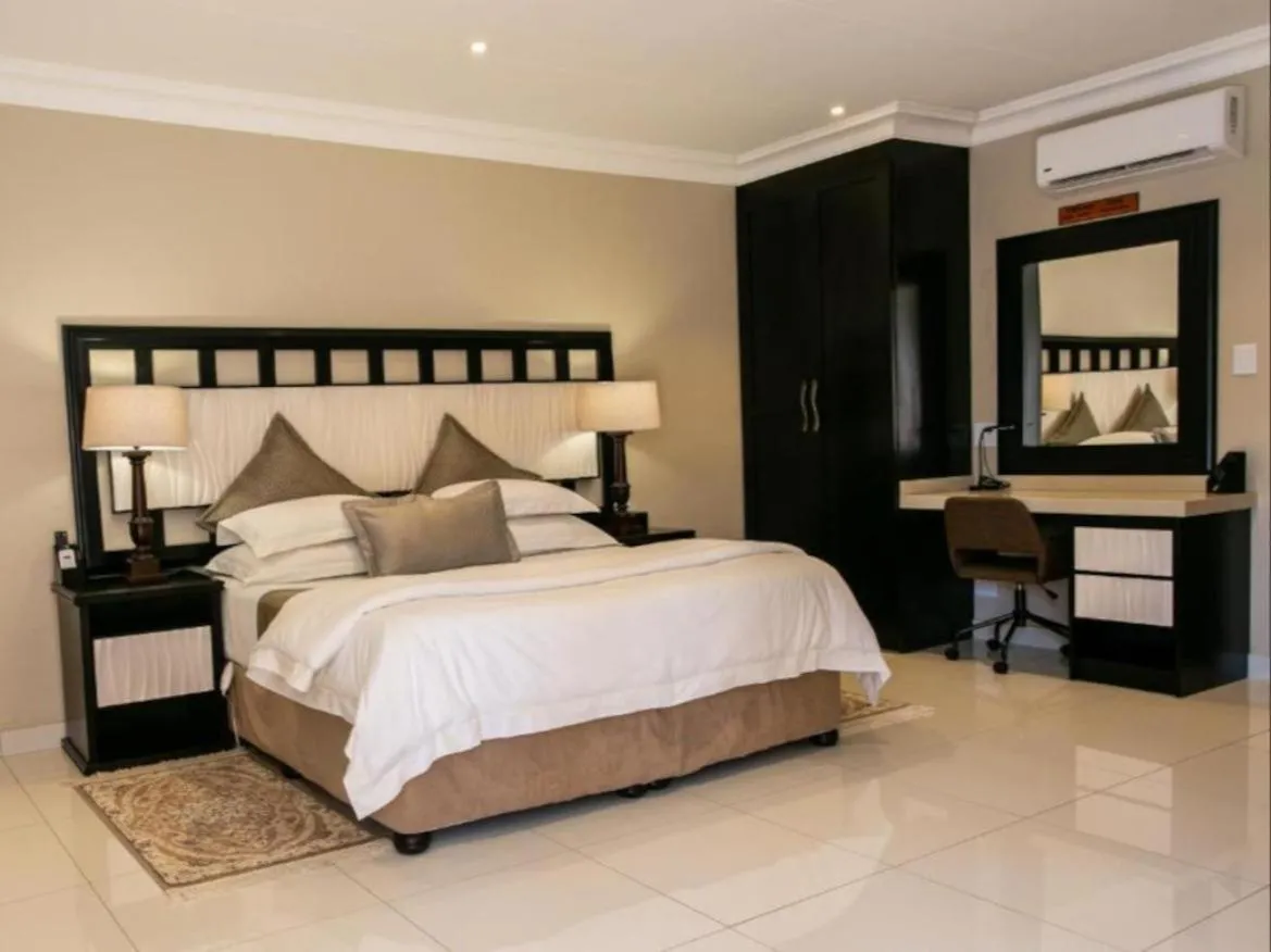 Bed in Royl Court Guesthouse