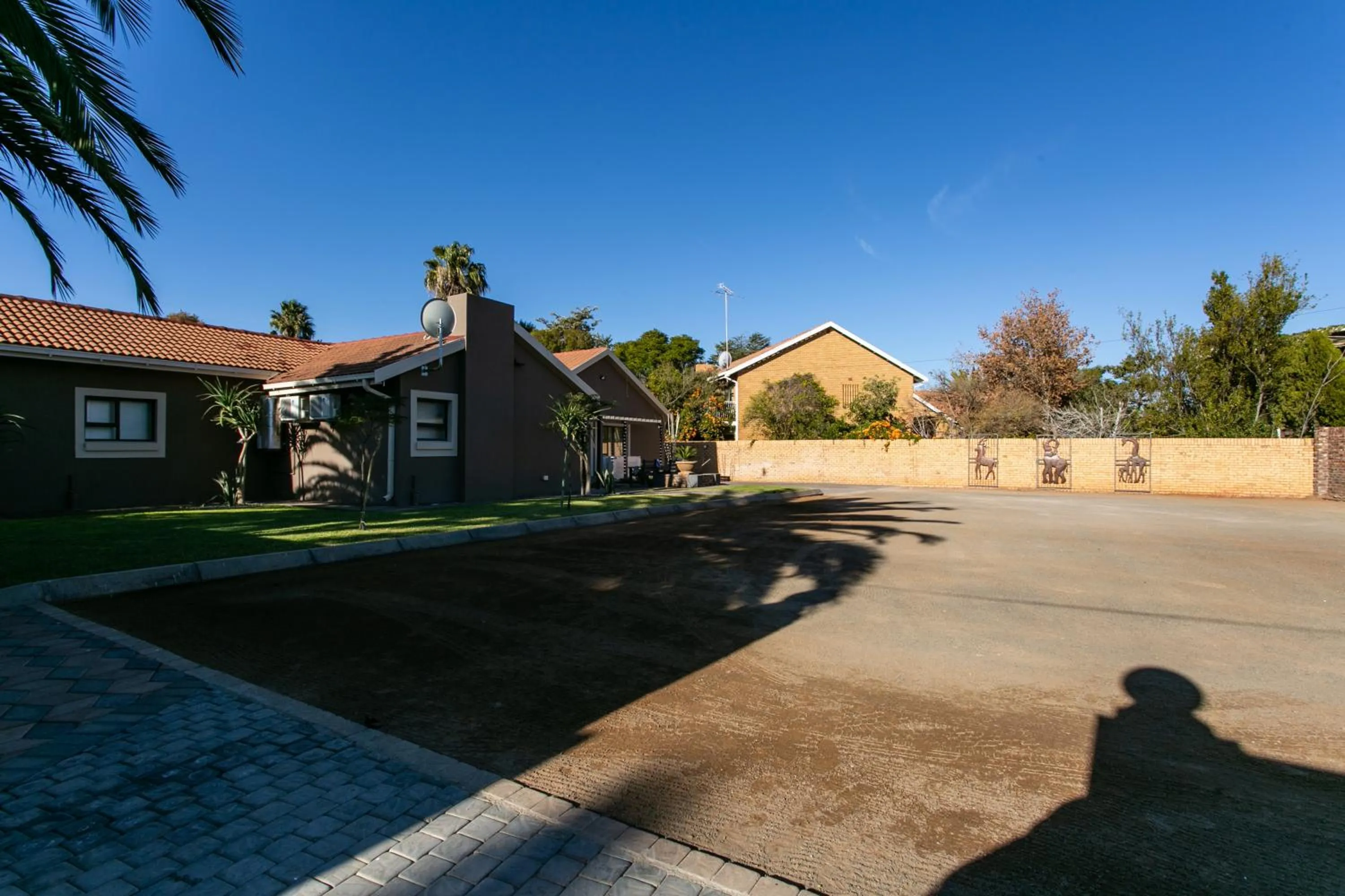 Royl Court Guesthouse