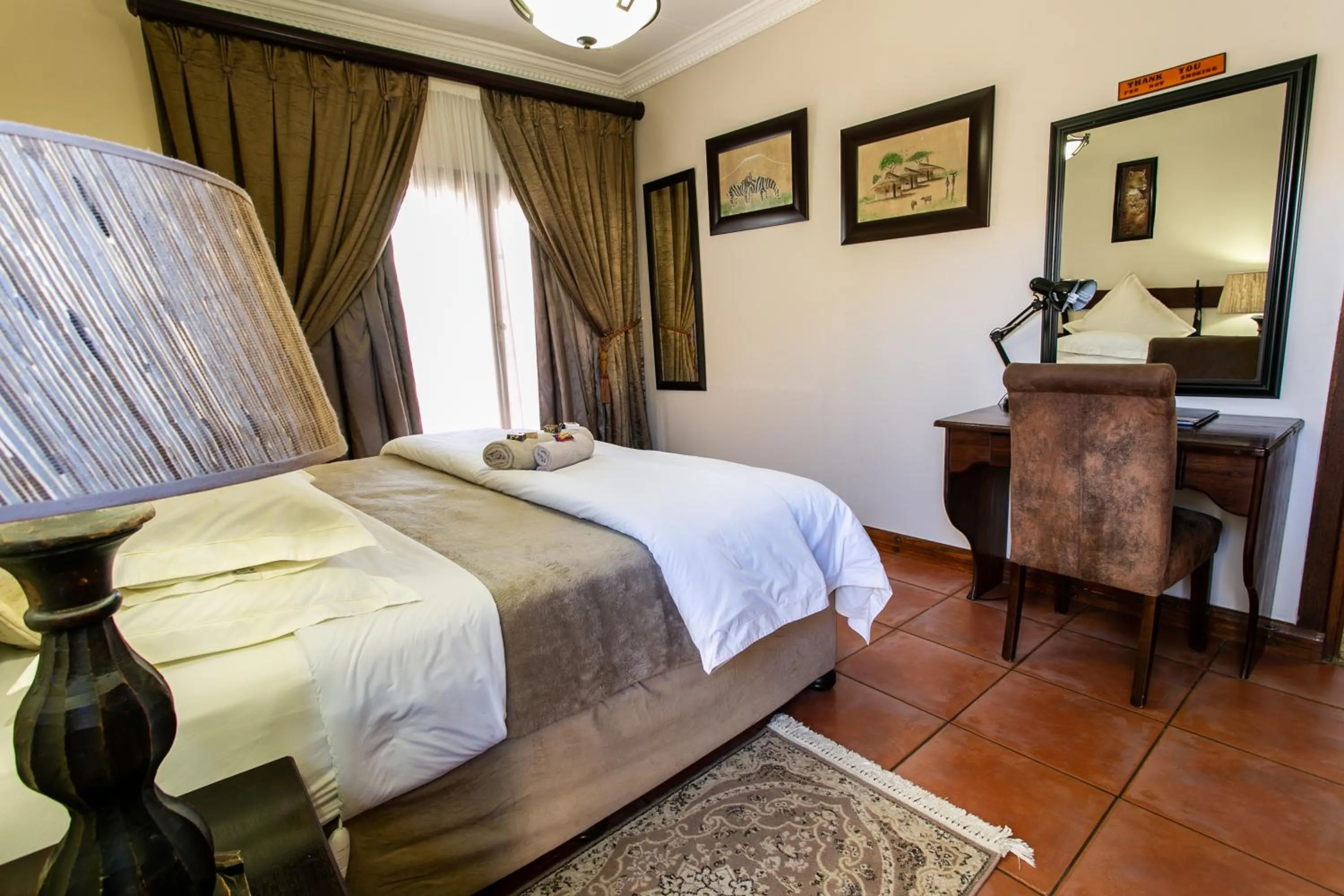 Bed in Royl Court Guesthouse