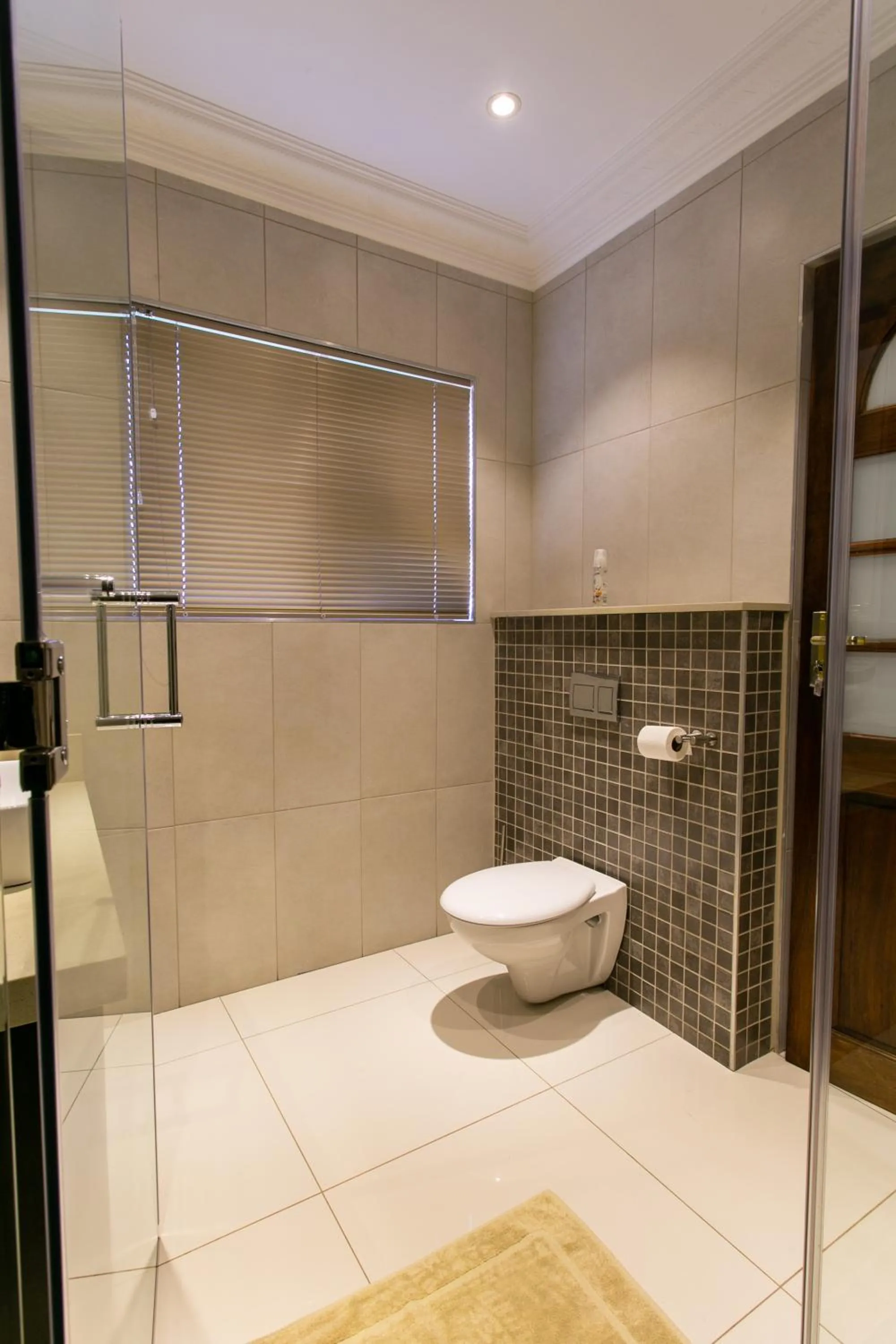 Royl Court Guesthouse