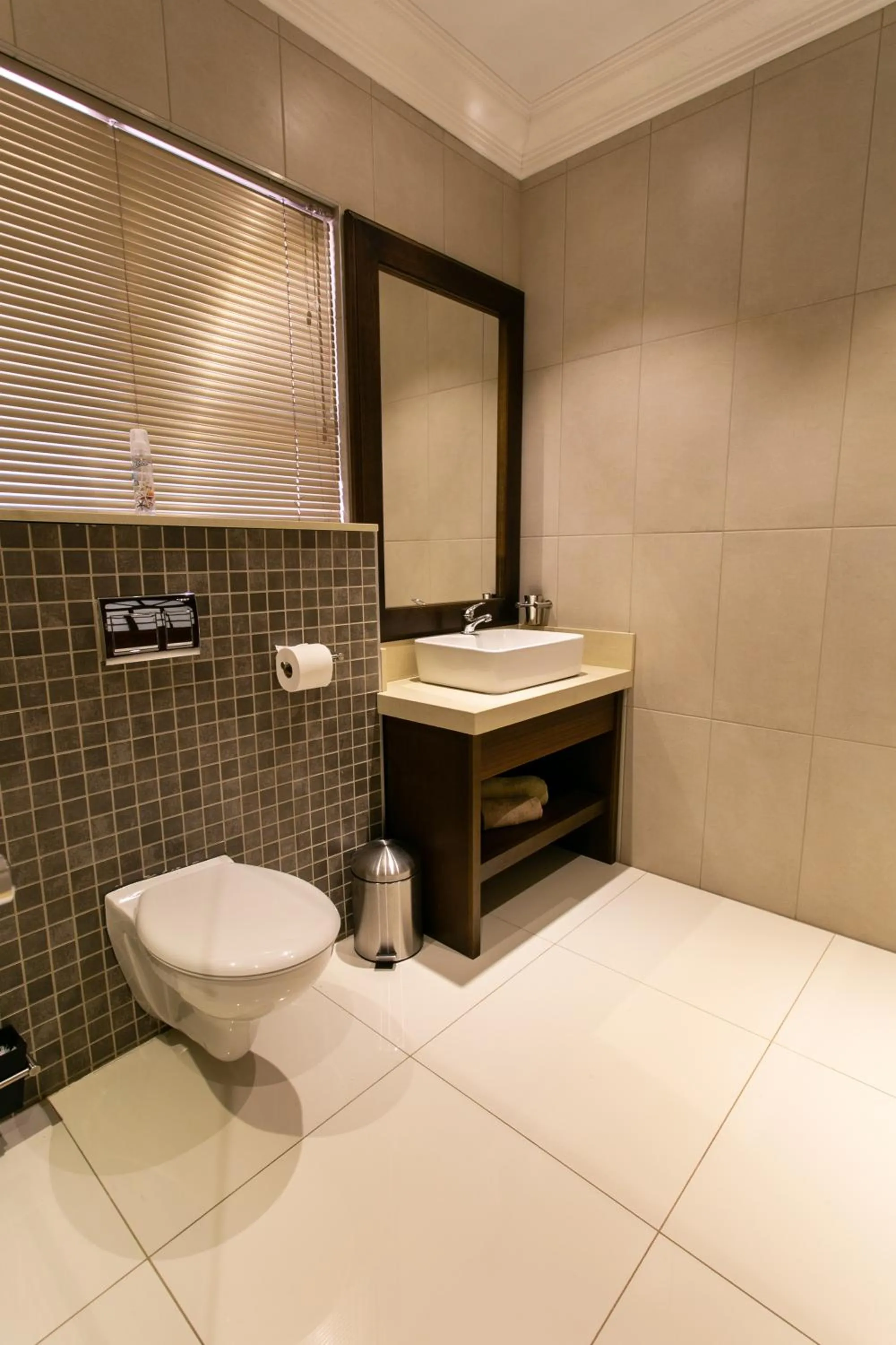 Royl Court Guesthouse