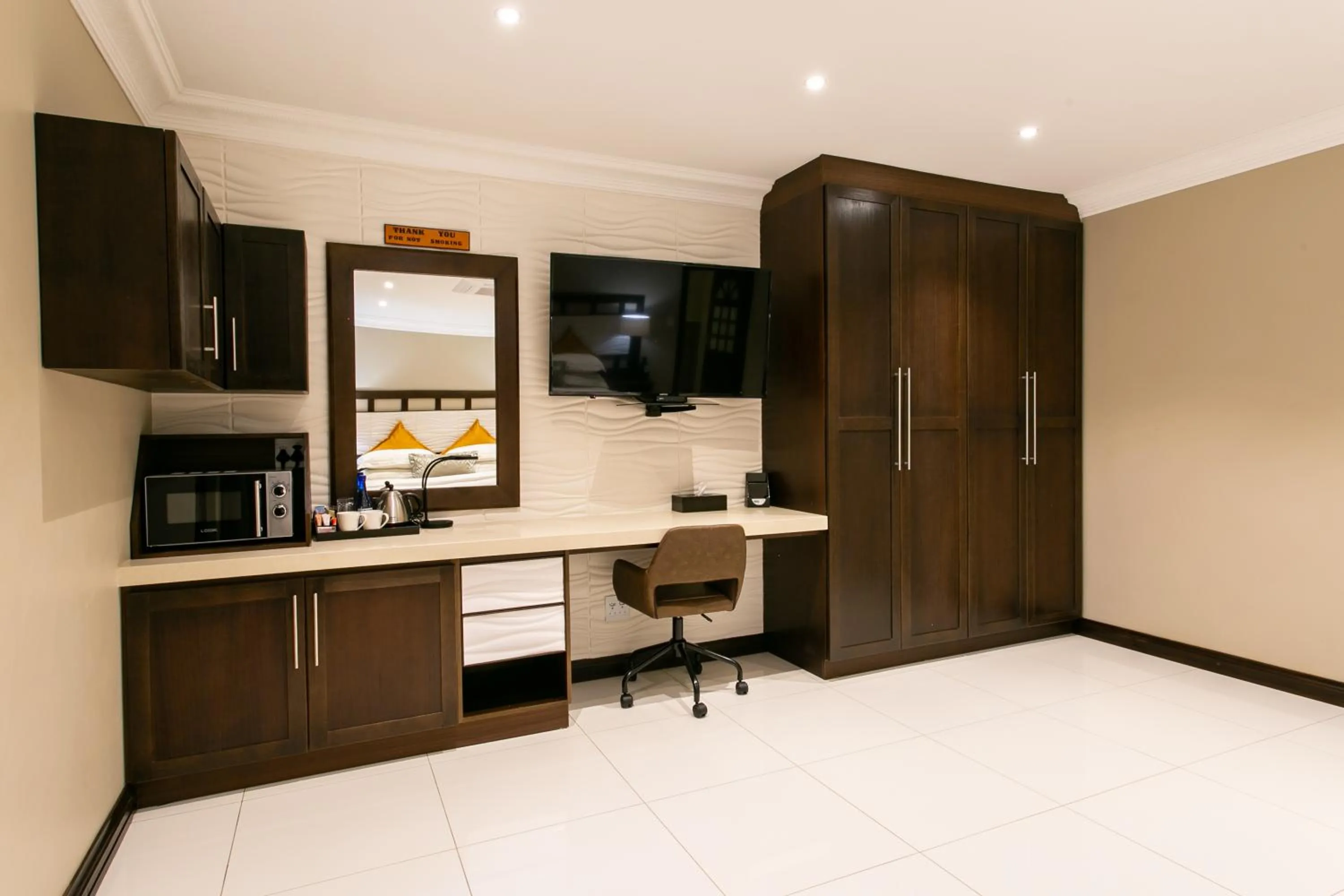 Royl Court Guesthouse