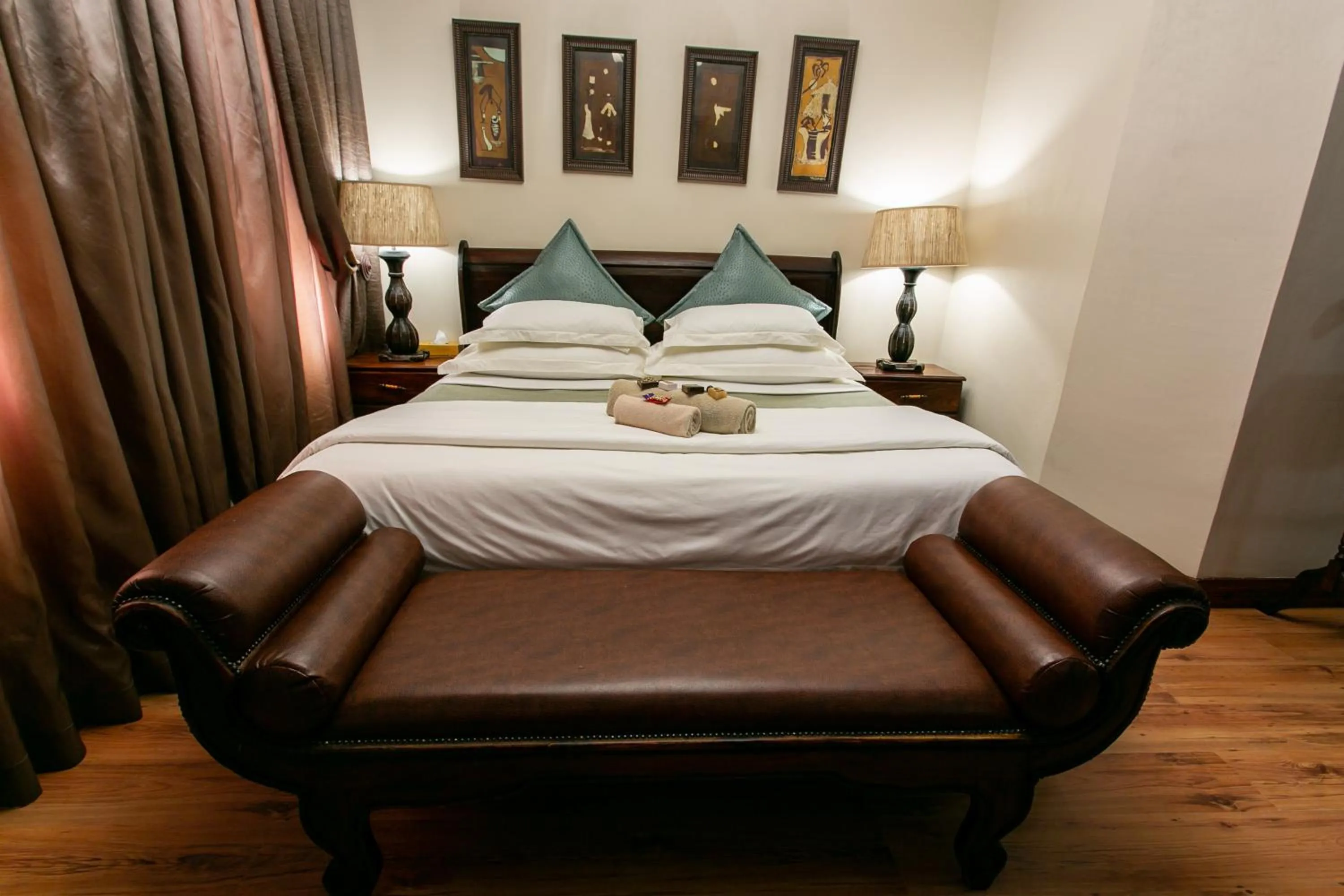Bed in Royl Court Guesthouse