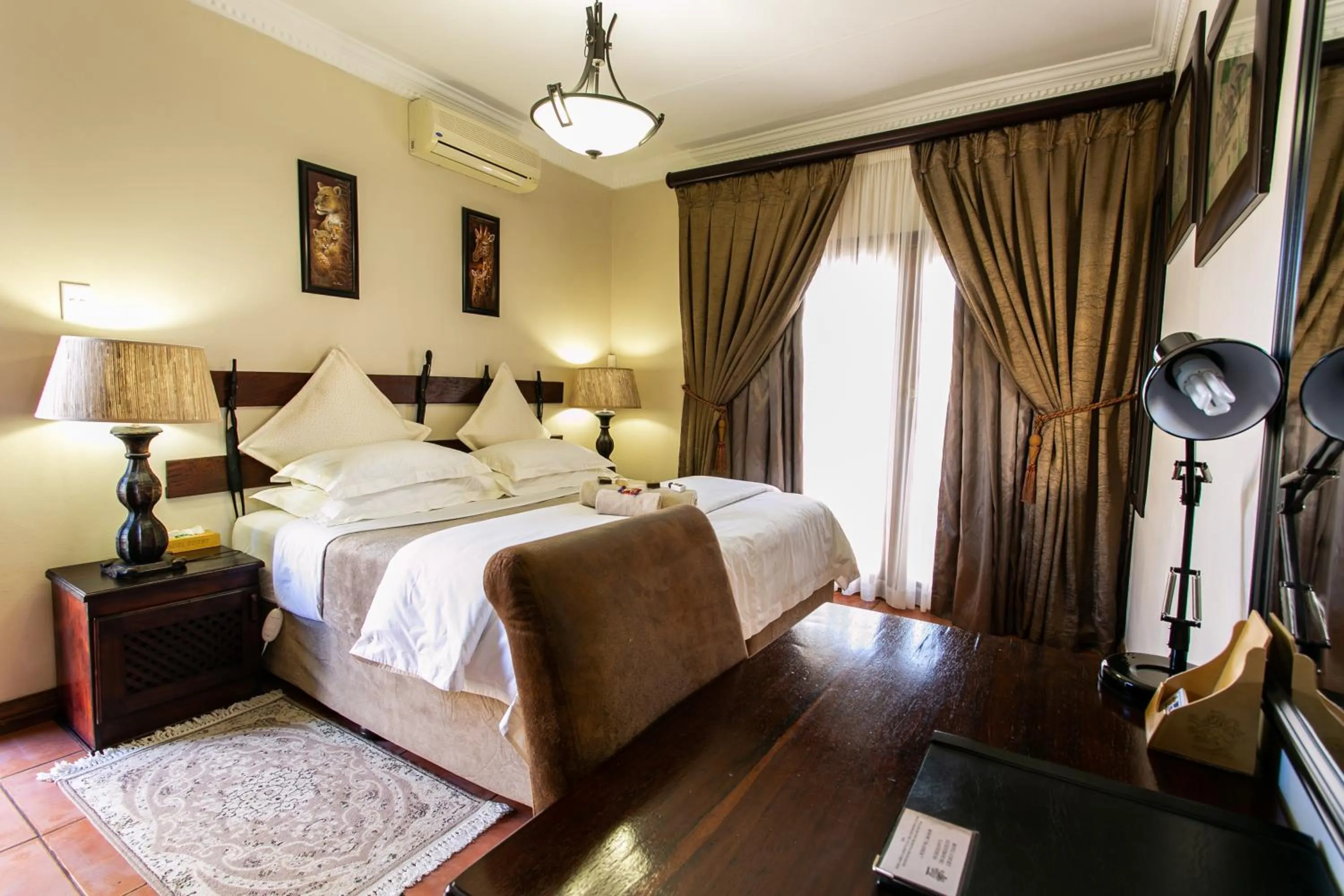 Bed in Royl Court Guesthouse