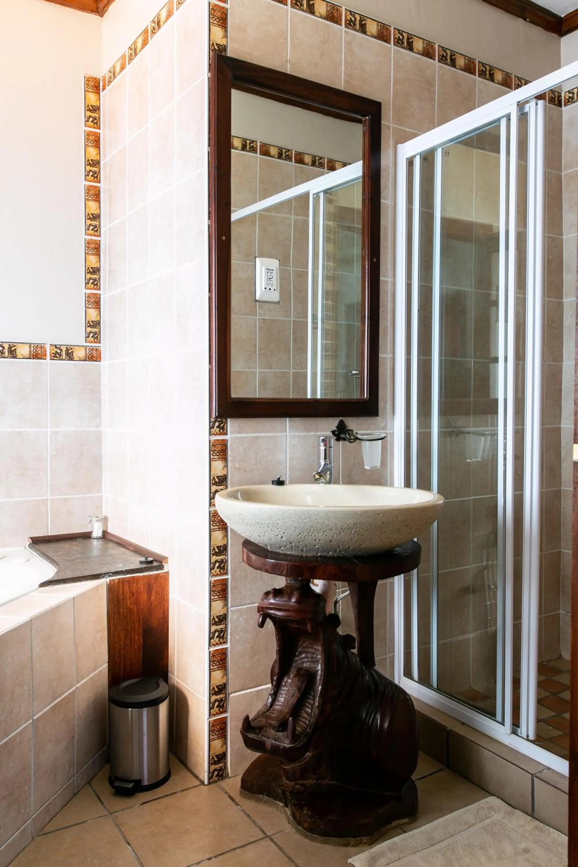 Royl Court Guesthouse
