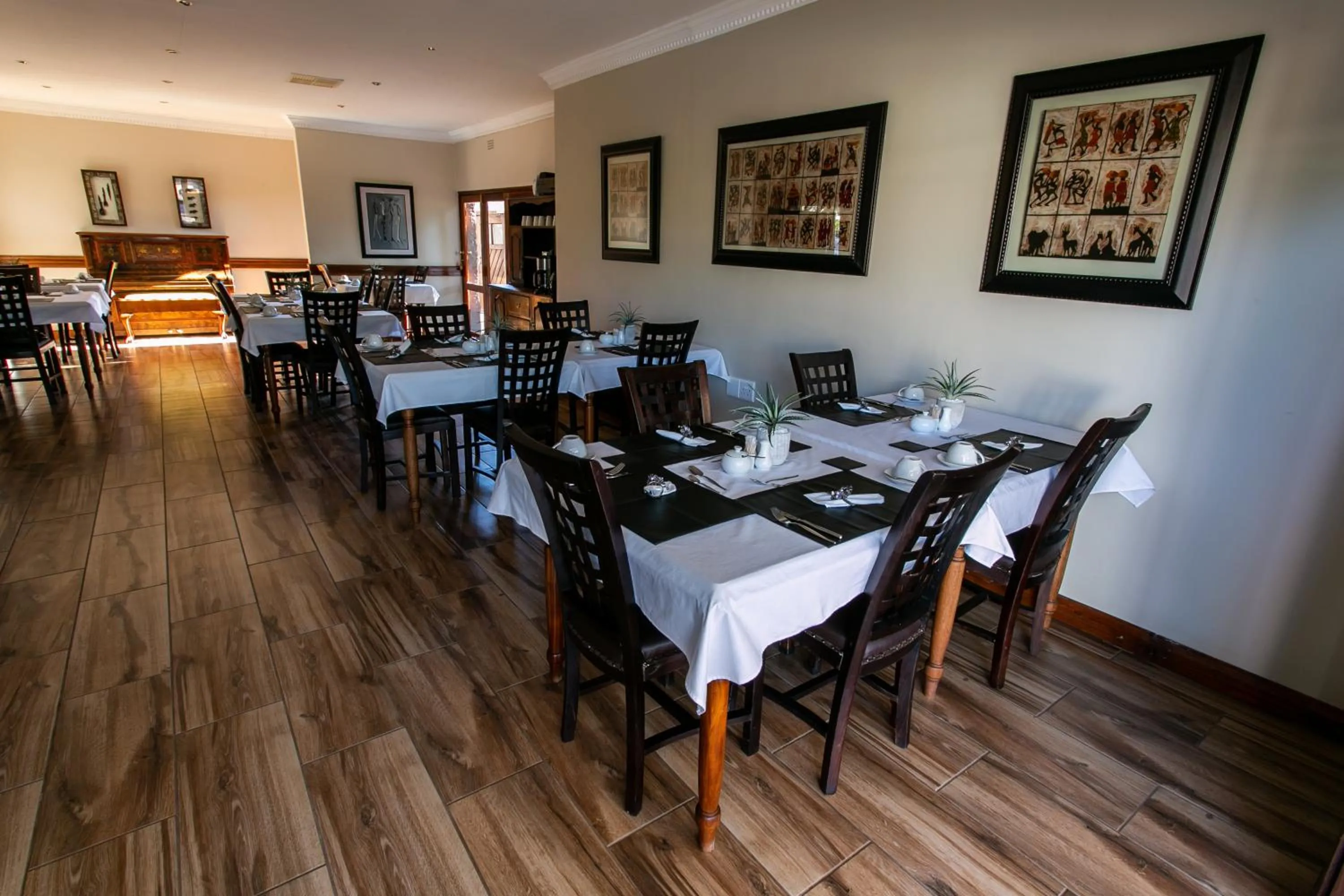 Royl Court Guesthouse