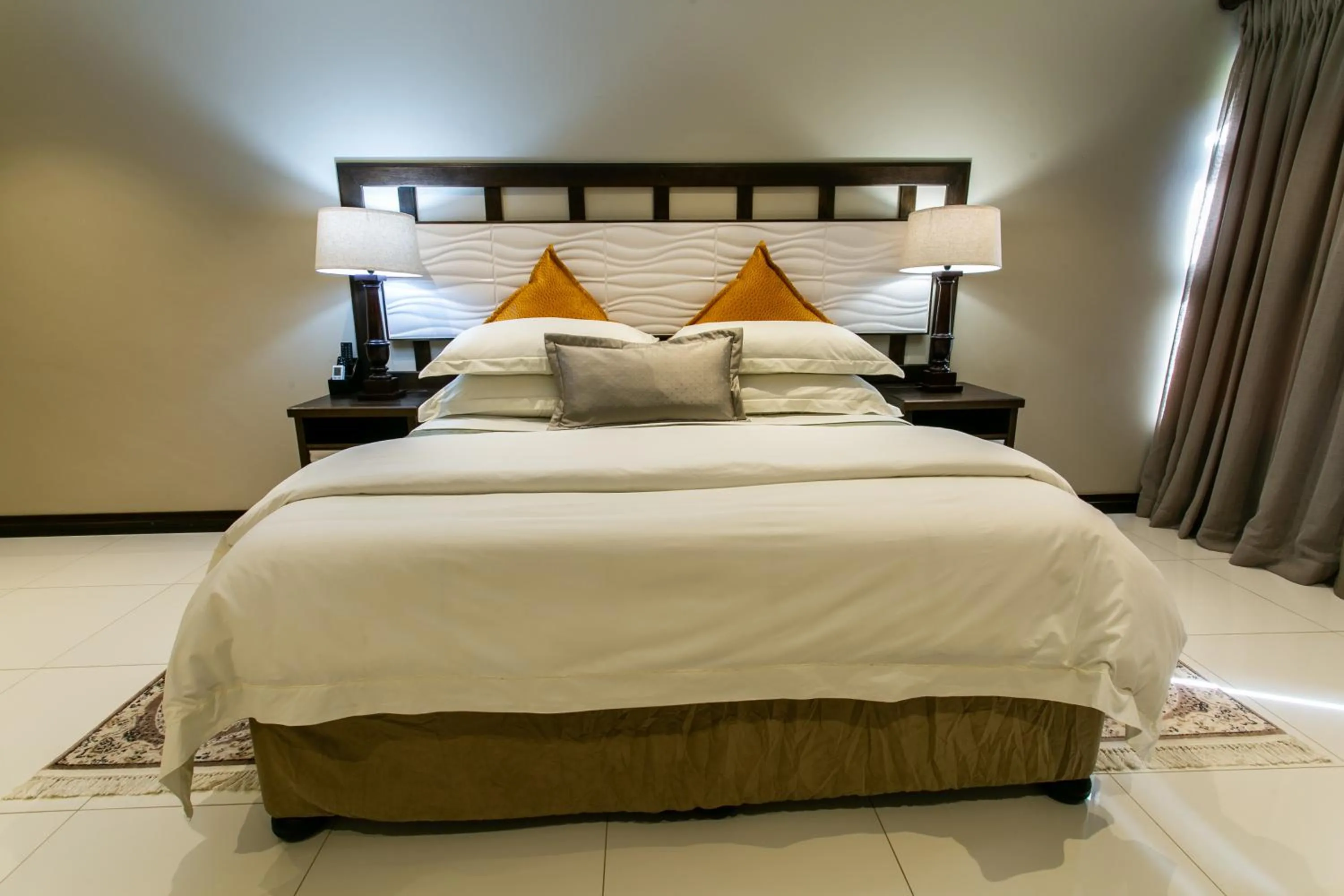 Bed in Royl Court Guesthouse