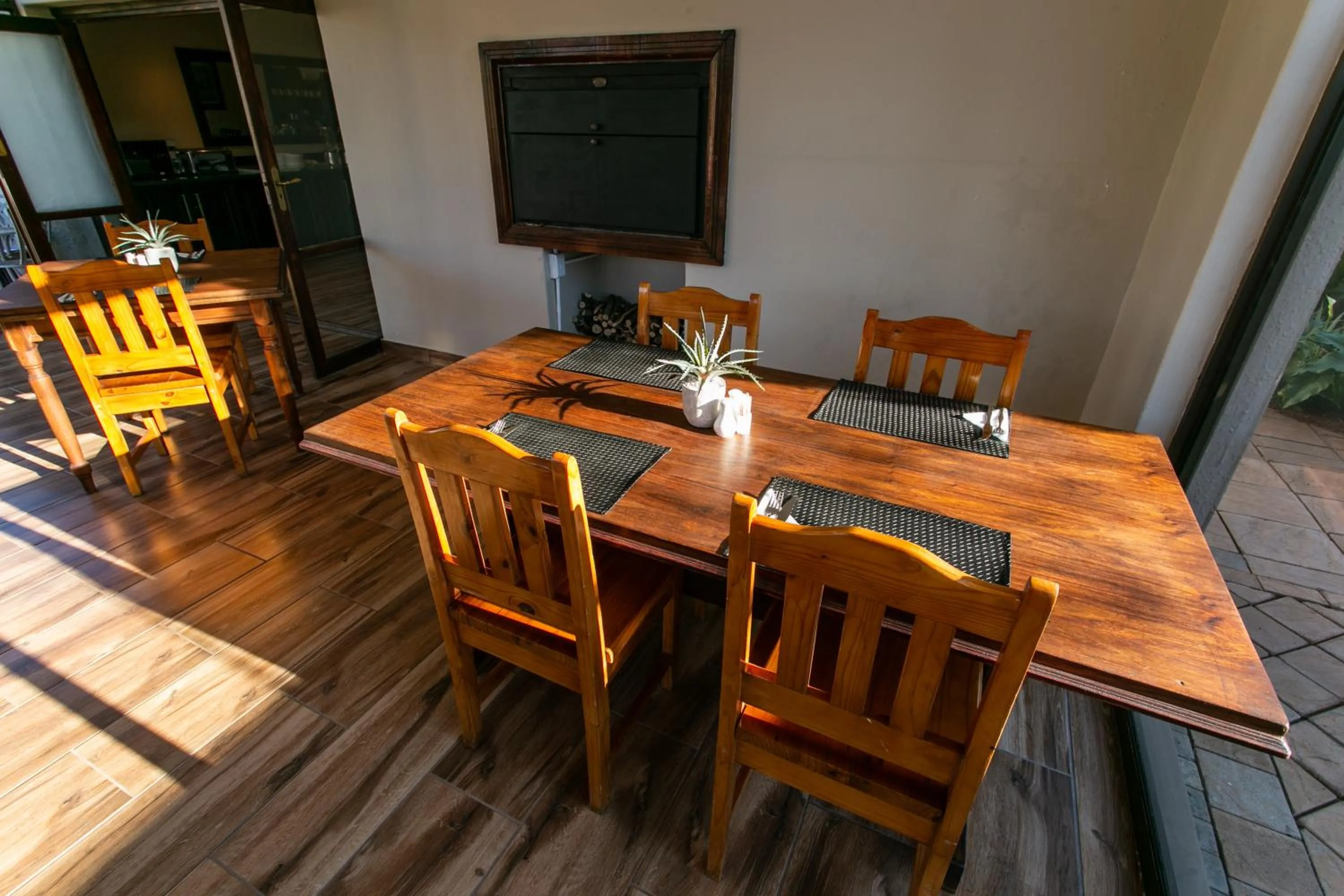 Royl Court Guesthouse