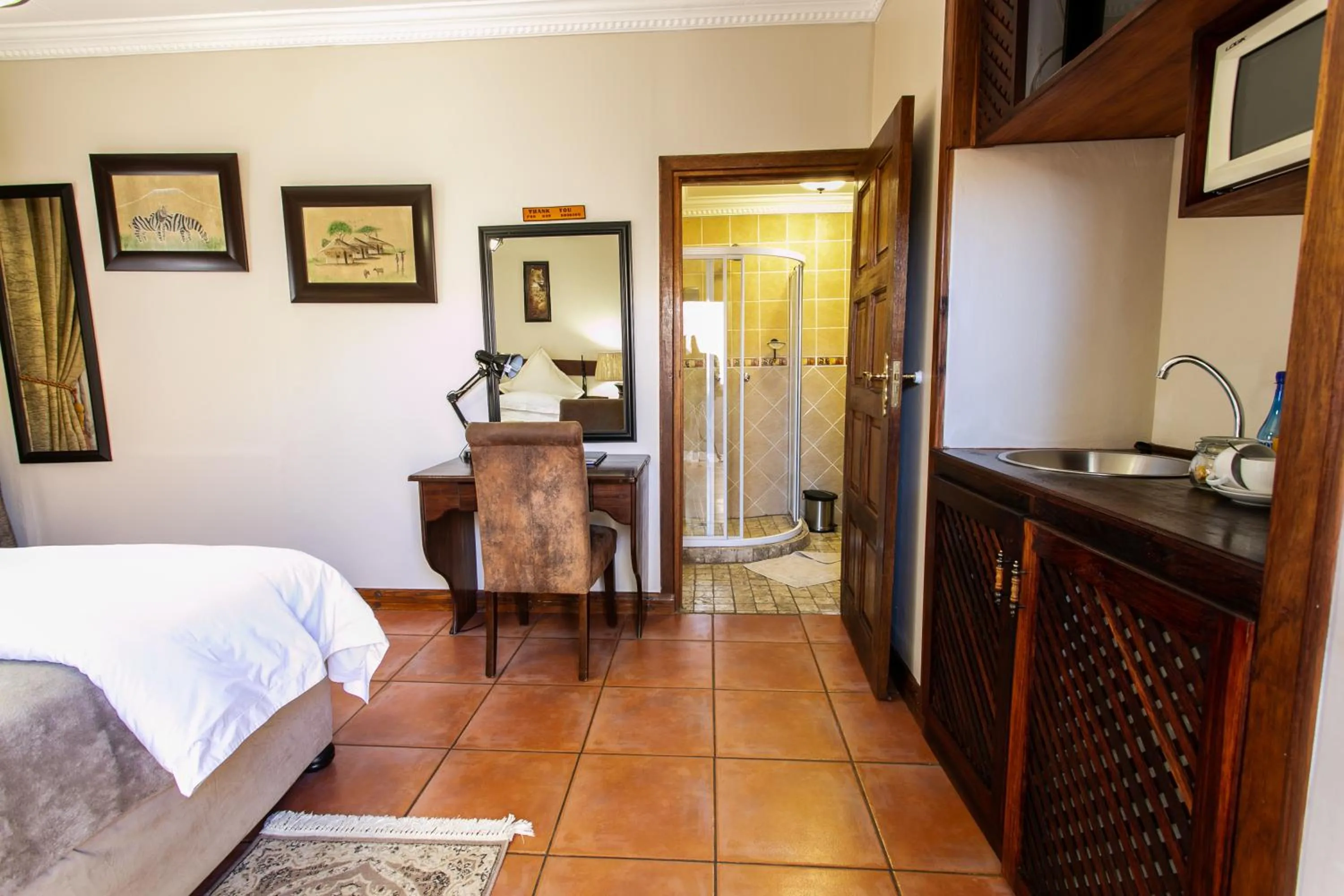 Bed in Royl Court Guesthouse