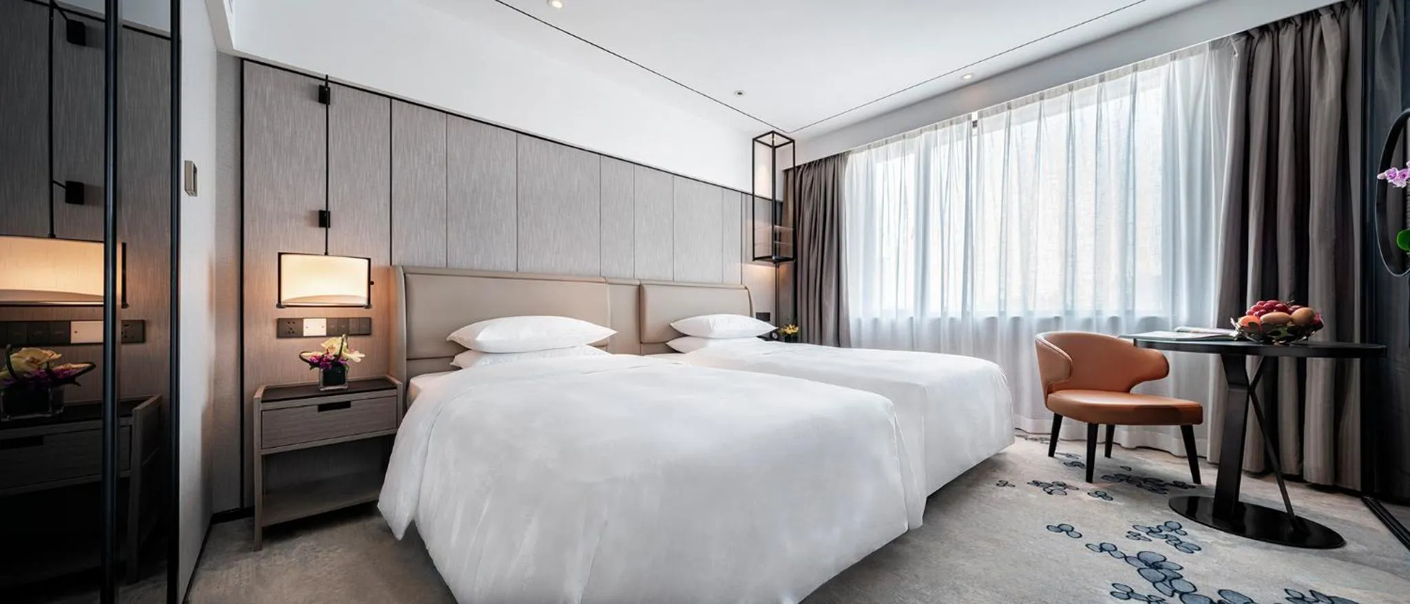 Photo of the whole room, Bed in Hotel Landmark Canton