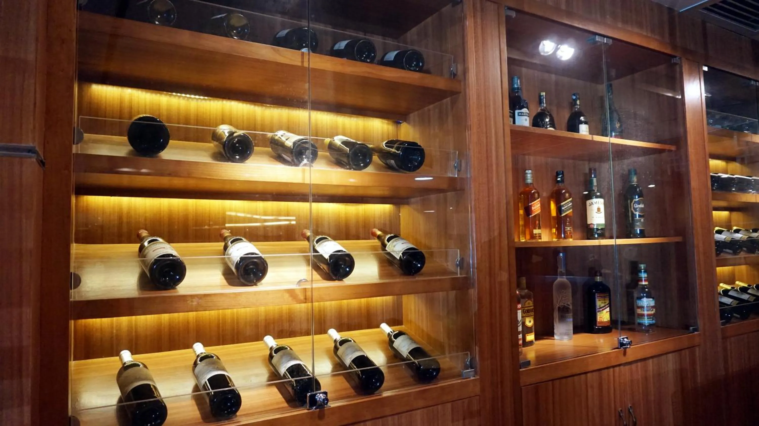 Lounge or bar in Hotel Landmark Canton