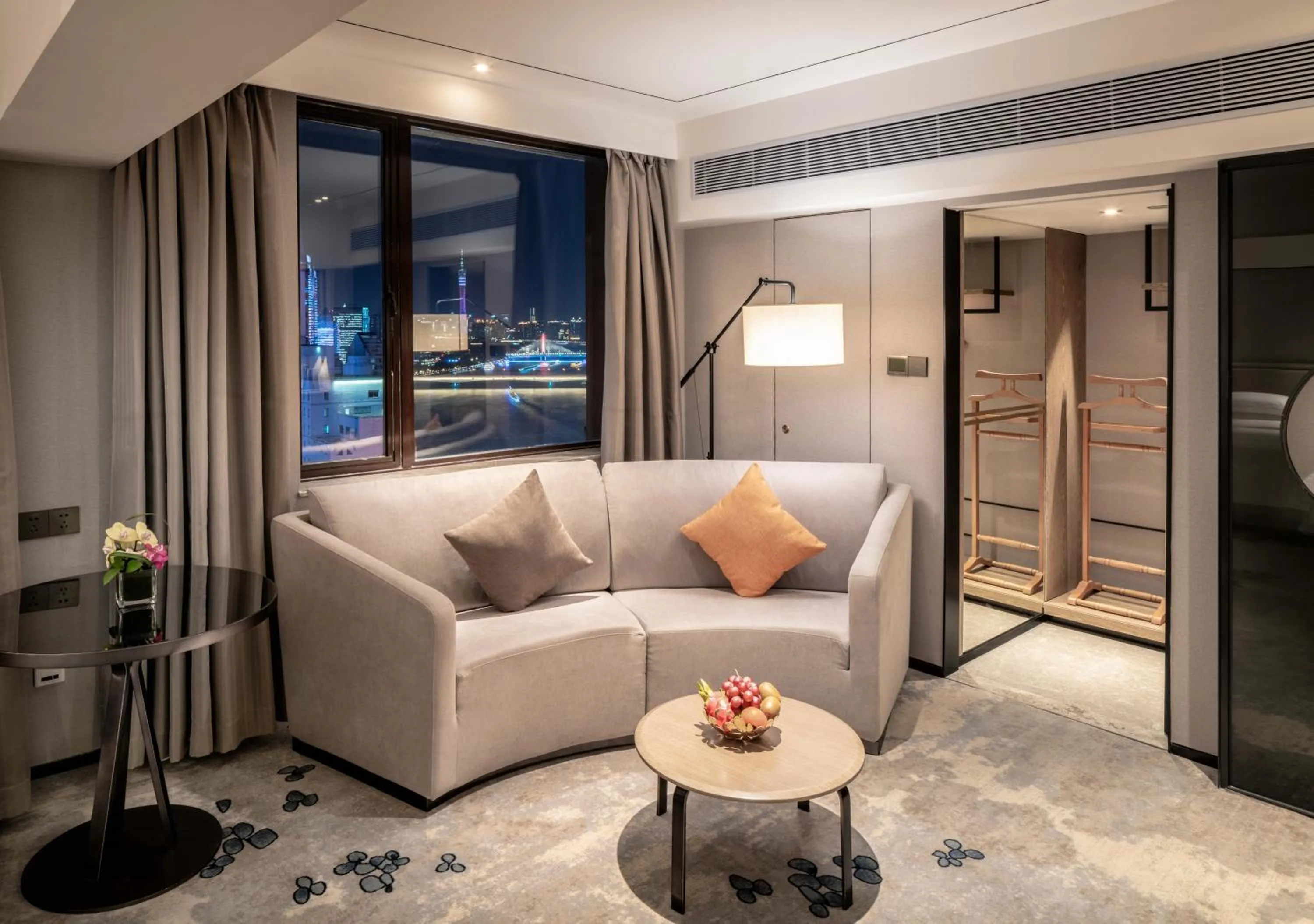 Living room in Hotel Landmark Canton