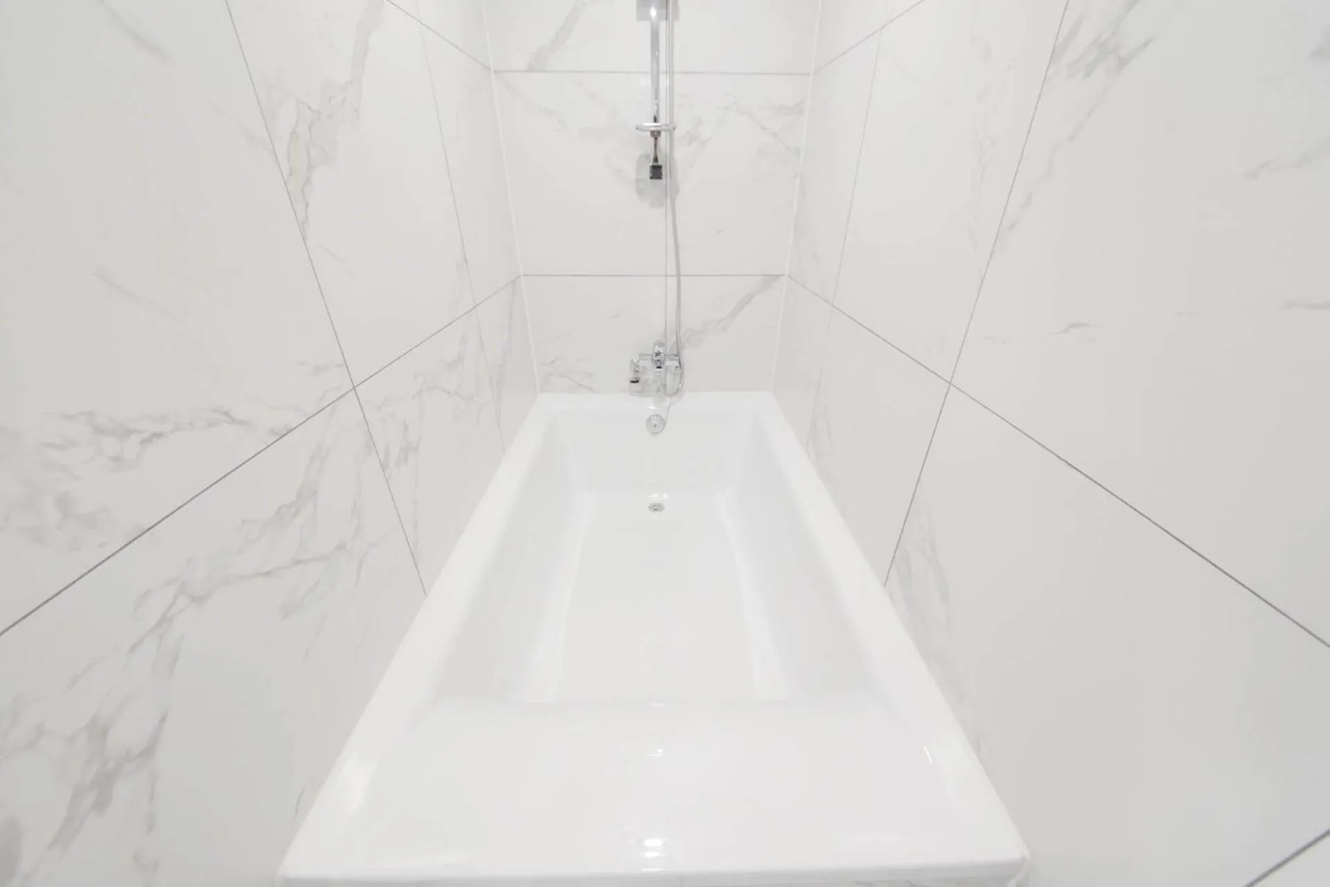 Hot Tub in Busan H-AVENUE Hotel Seomyeon Station