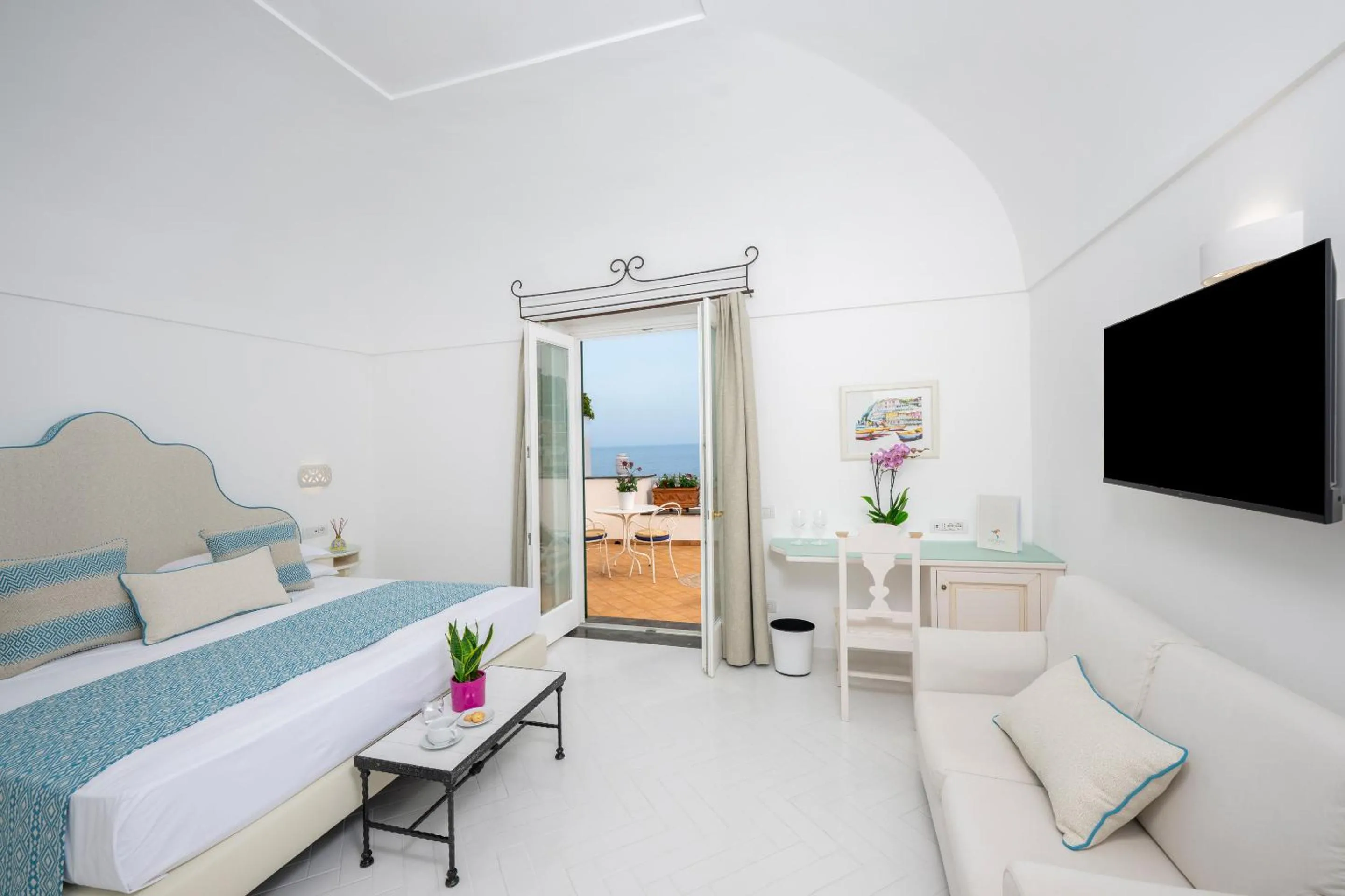 Bed in Alcione Residence