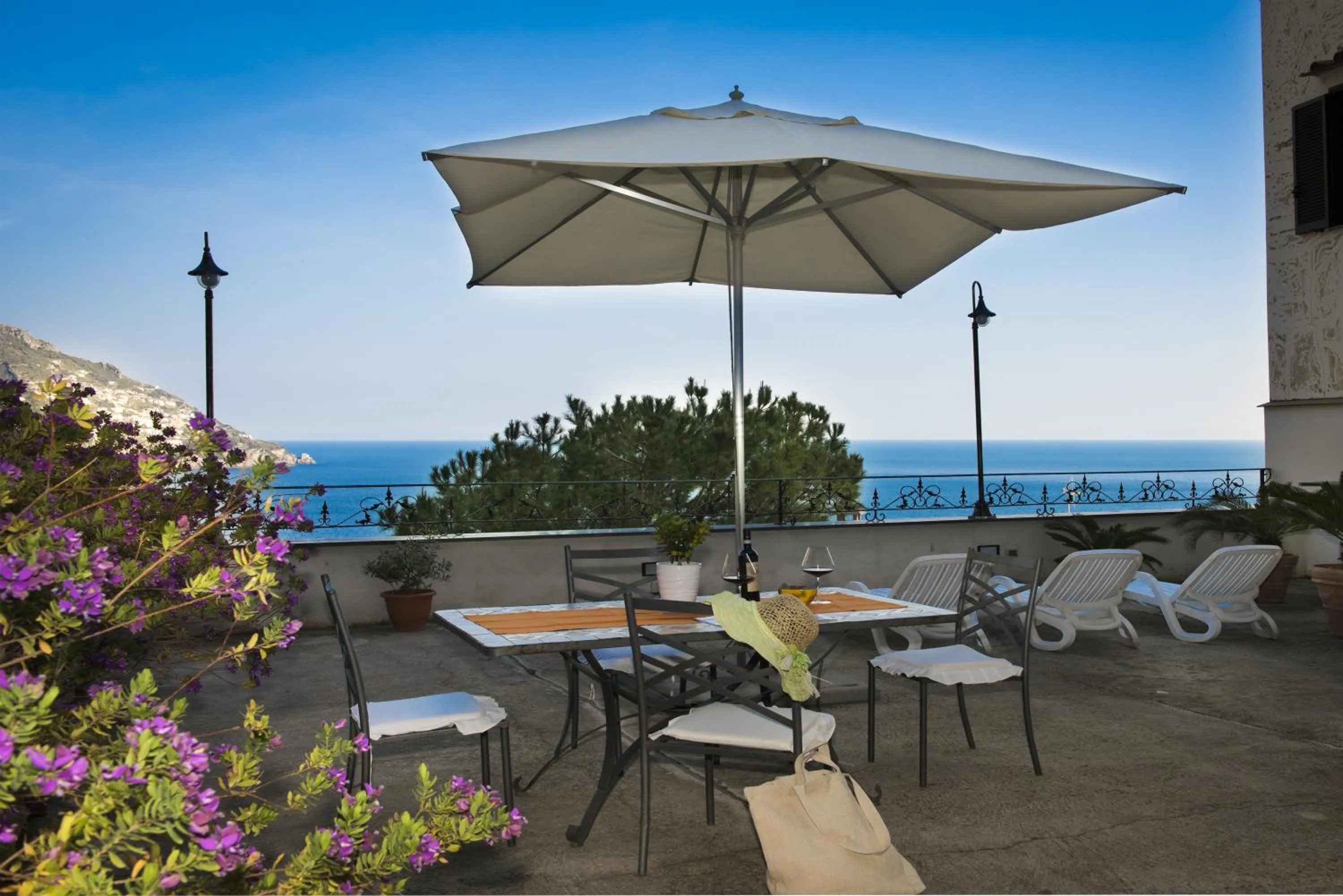 Patio in Alcione Residence