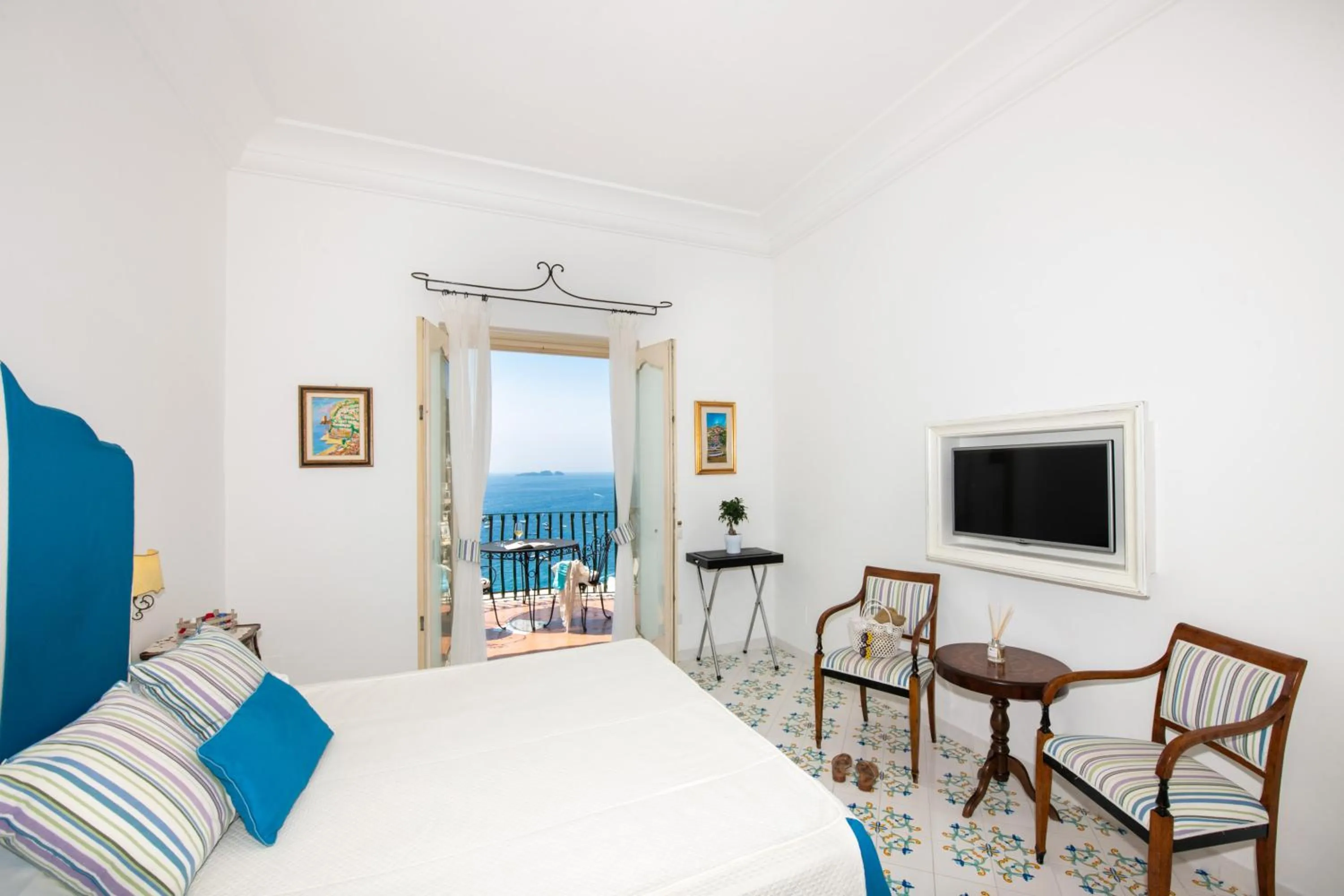 Bed in Alcione Residence