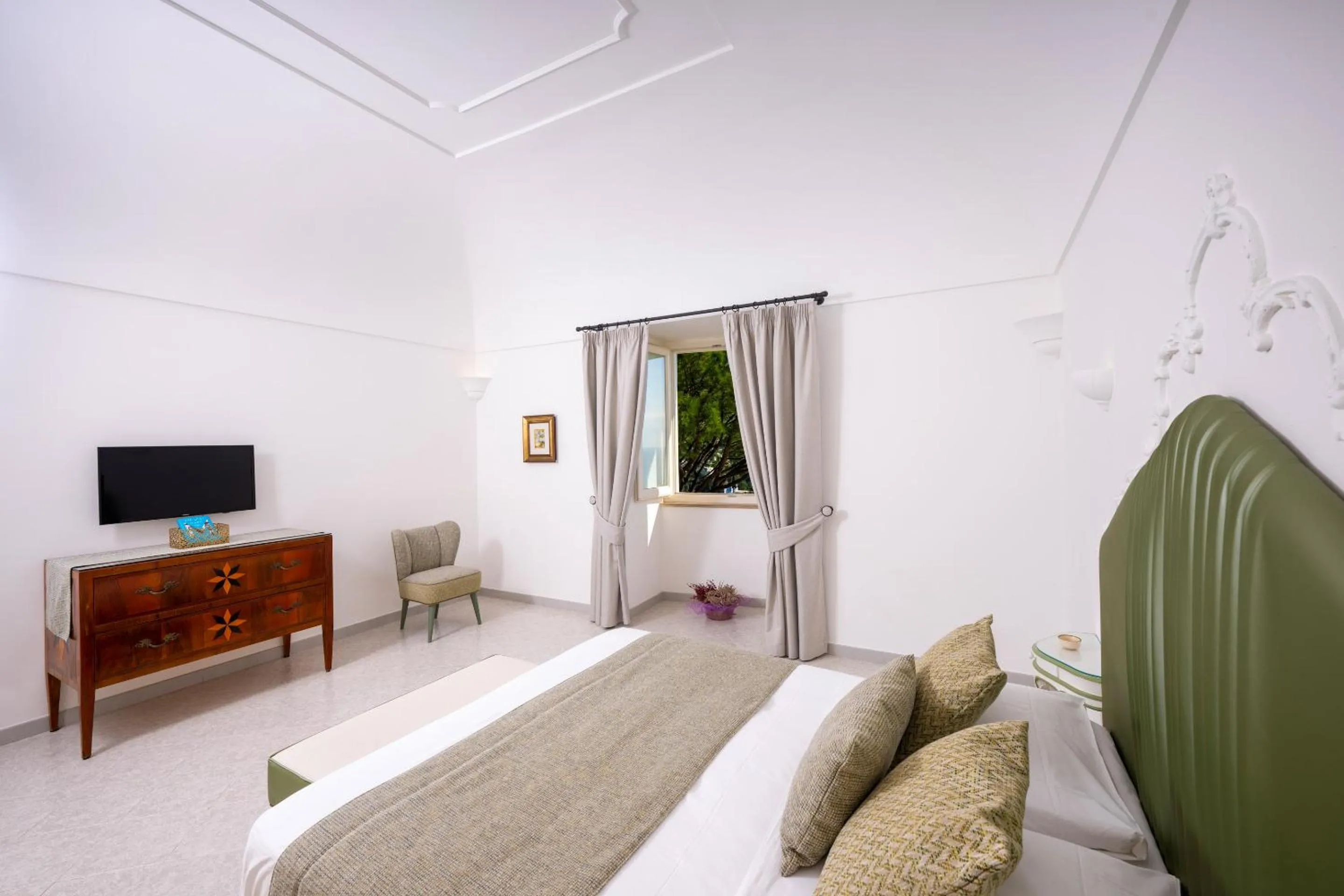 Bed in Alcione Residence