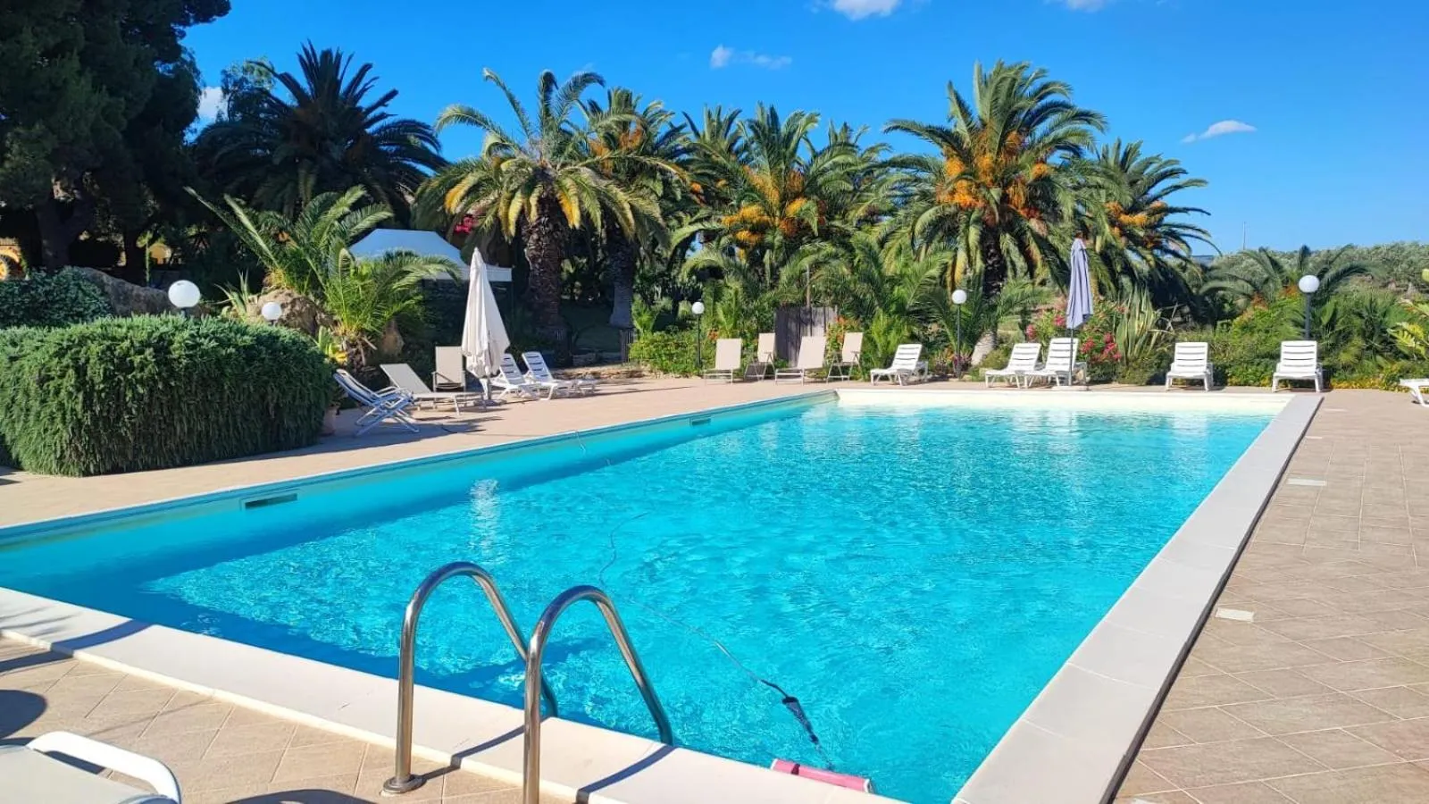 Pool view in Agriturismo Baglio Vecchio