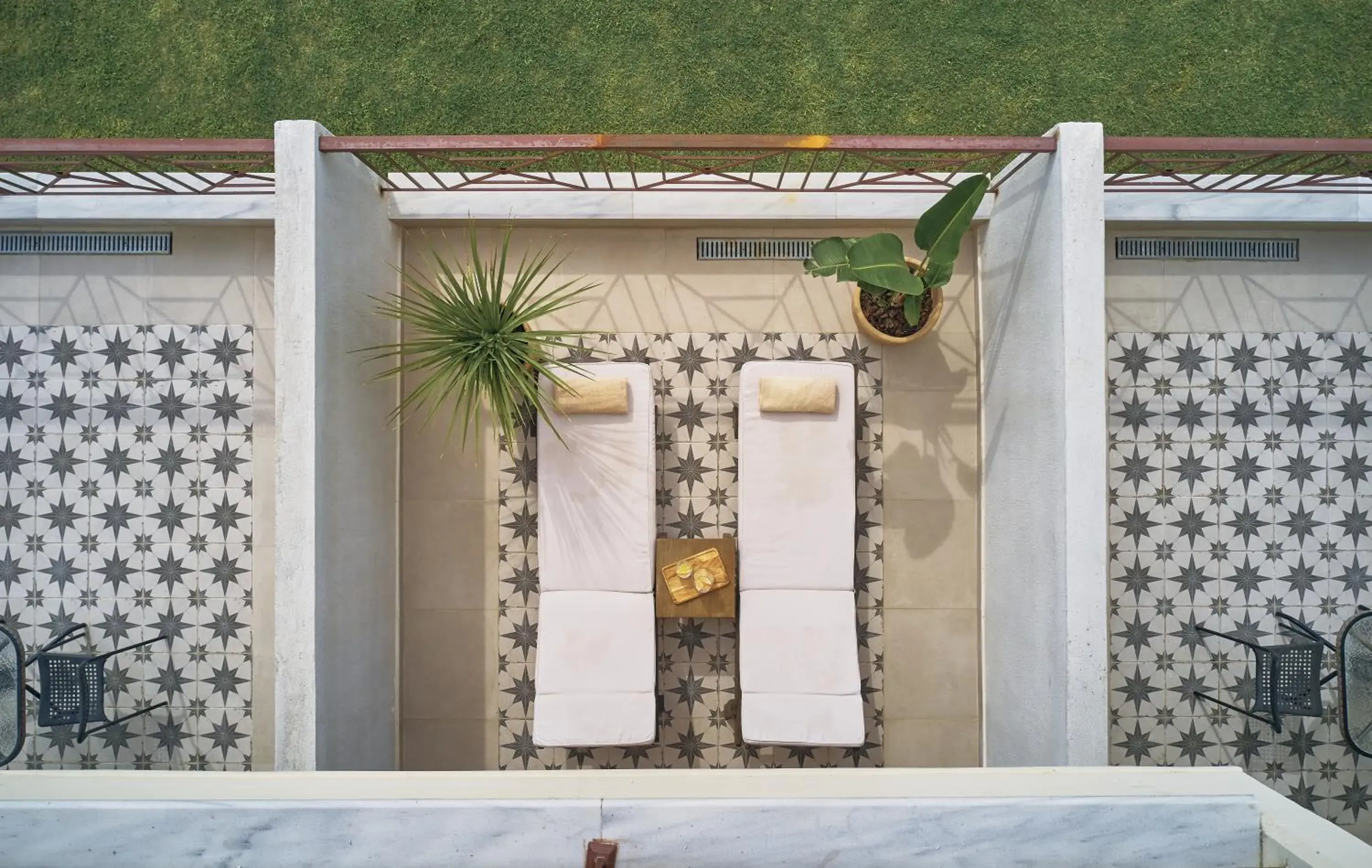 Property building in Maison Hotel Property building in Maison Hotel