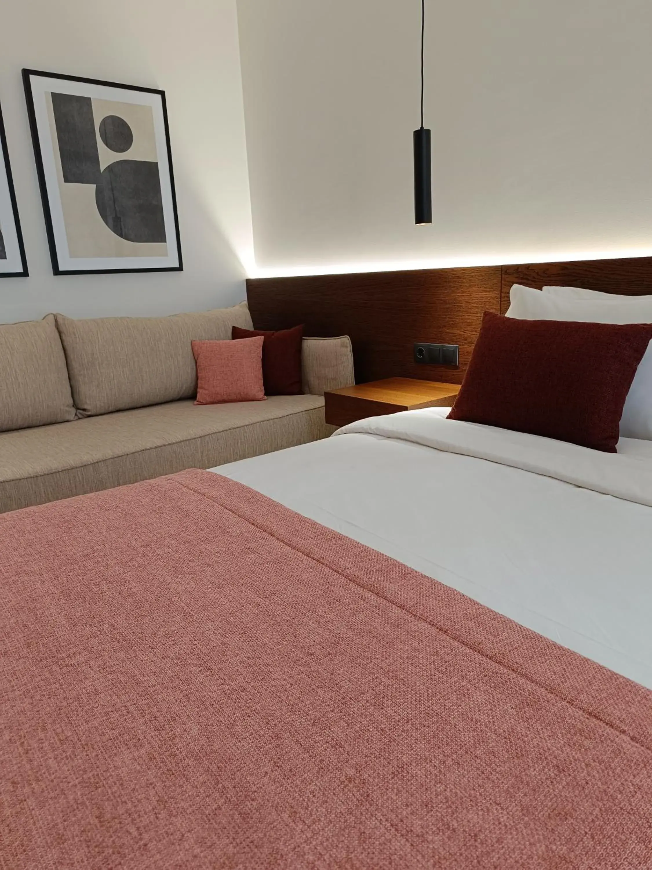 Seating area, Bed in Maison Hotel Seating area, Bed in Maison Hotel