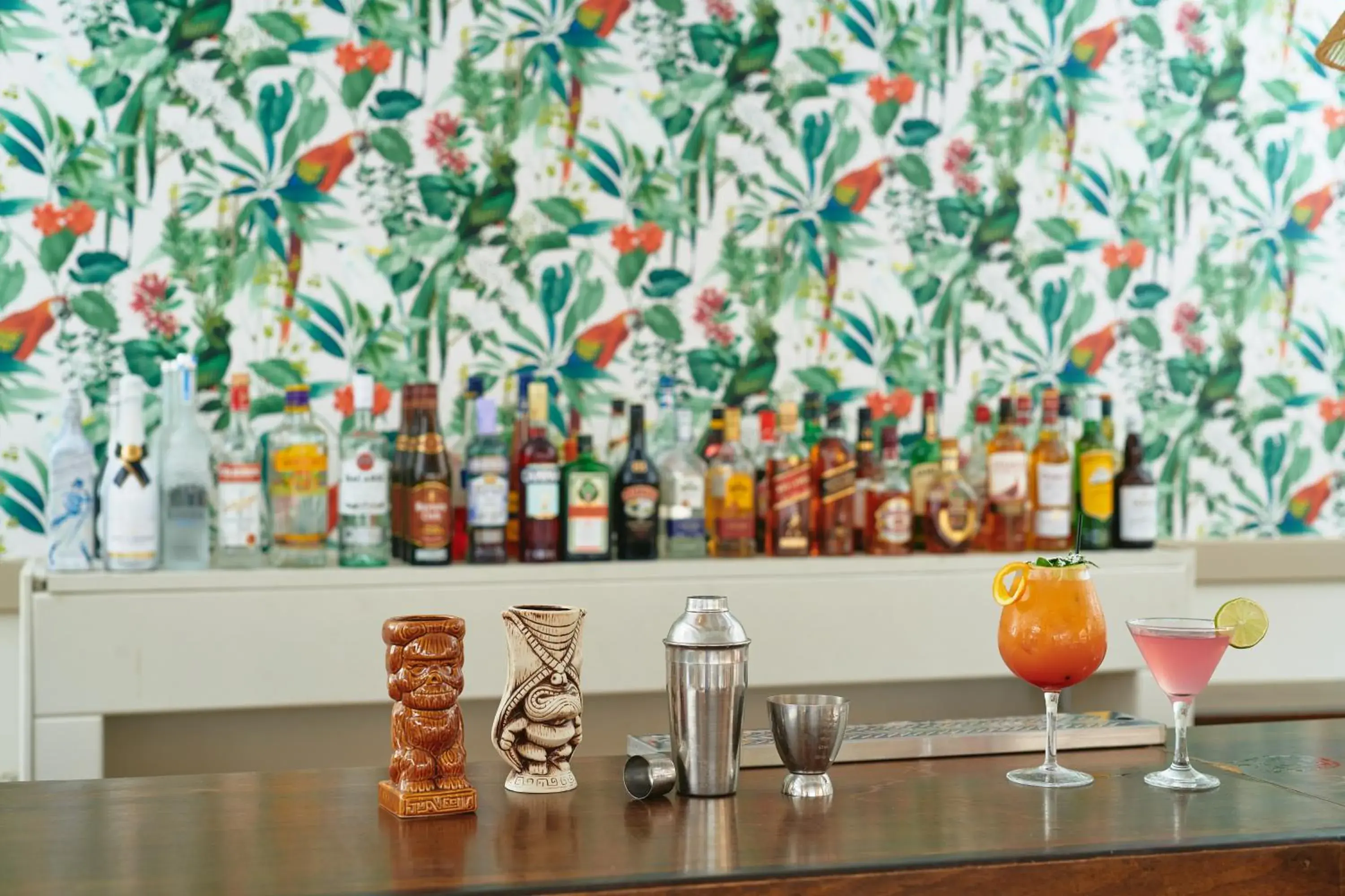 Lounge or bar in Maison Hotel Lounge or bar in Maison Hotel