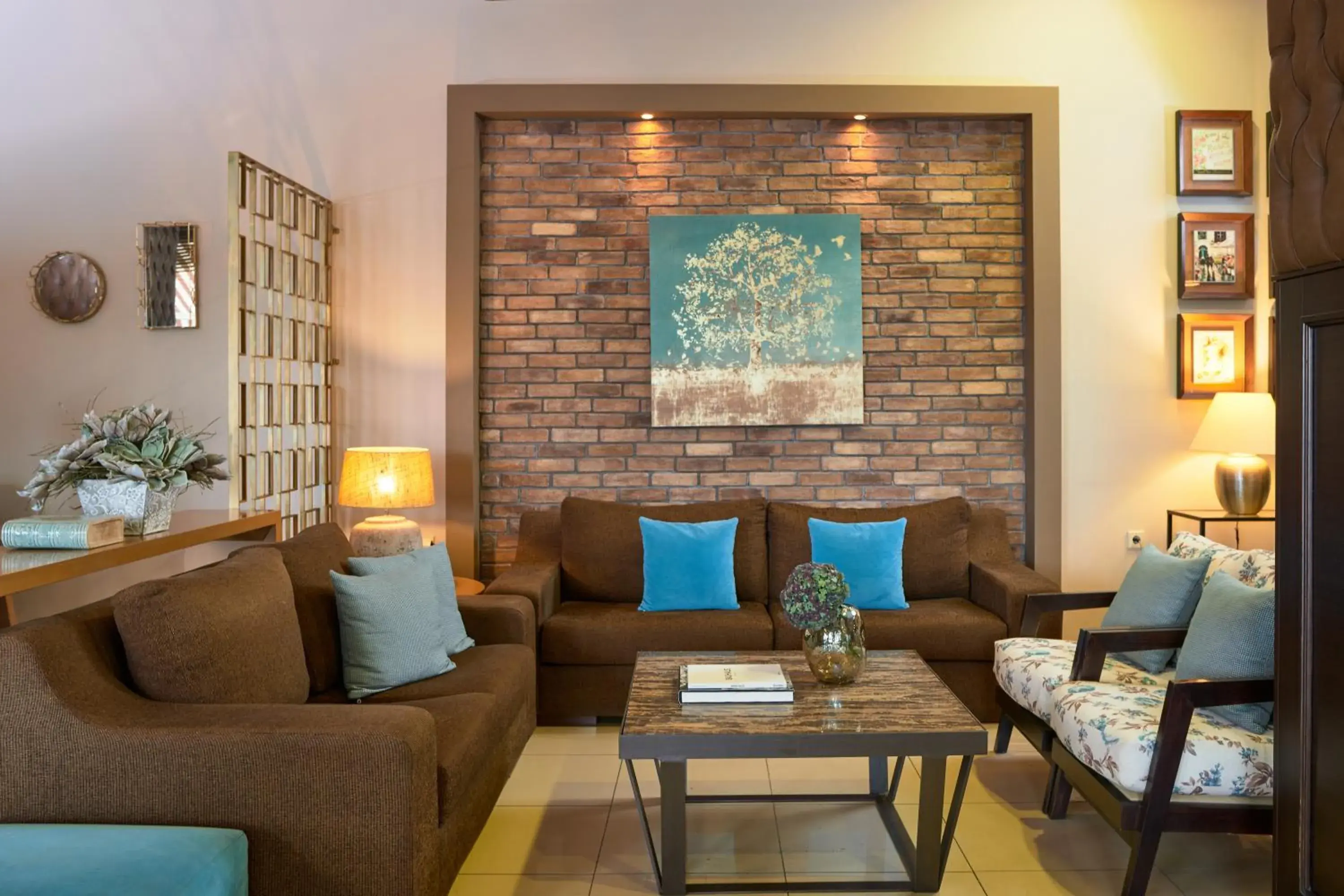 Living room in Maison Hotel Living room in Maison Hotel