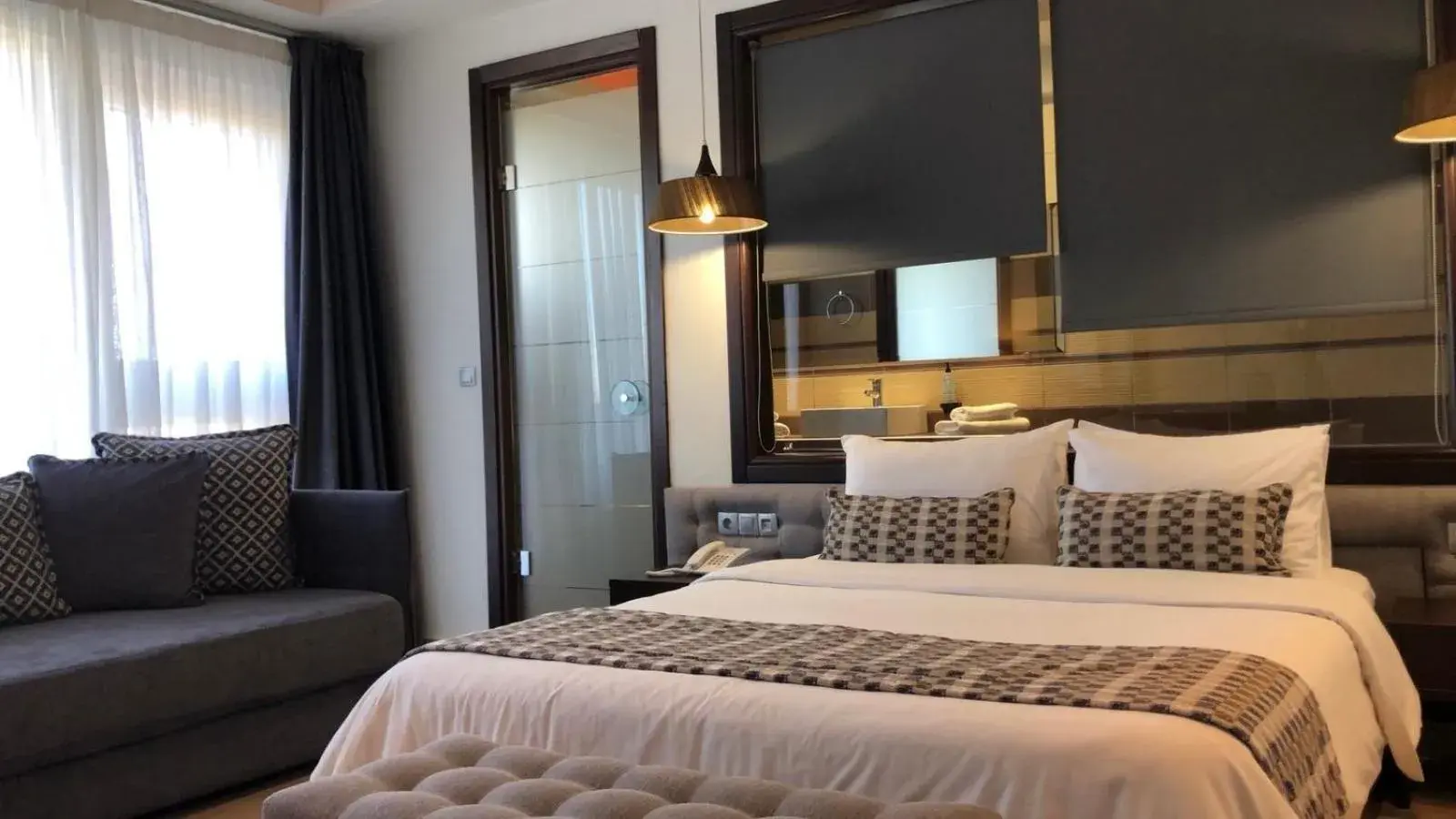 Bed in Maison Hotel Bed in Maison Hotel