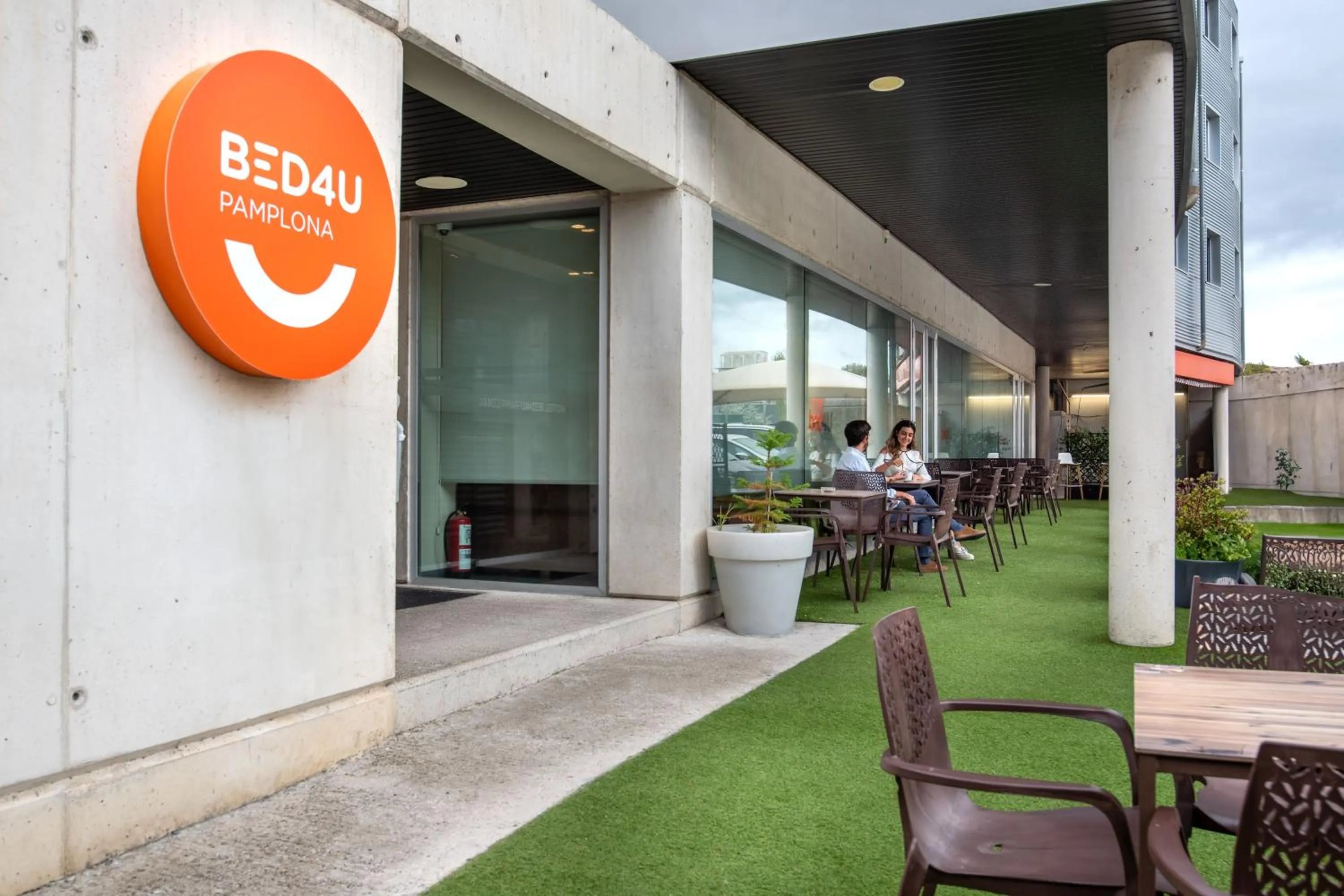 Property building in Hotel Bed4U Pamplona