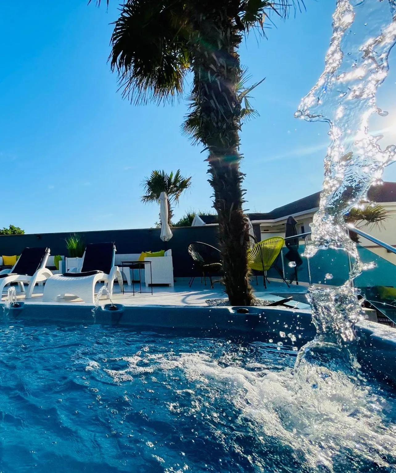 AGATA BEACH Boutique -Adult Only