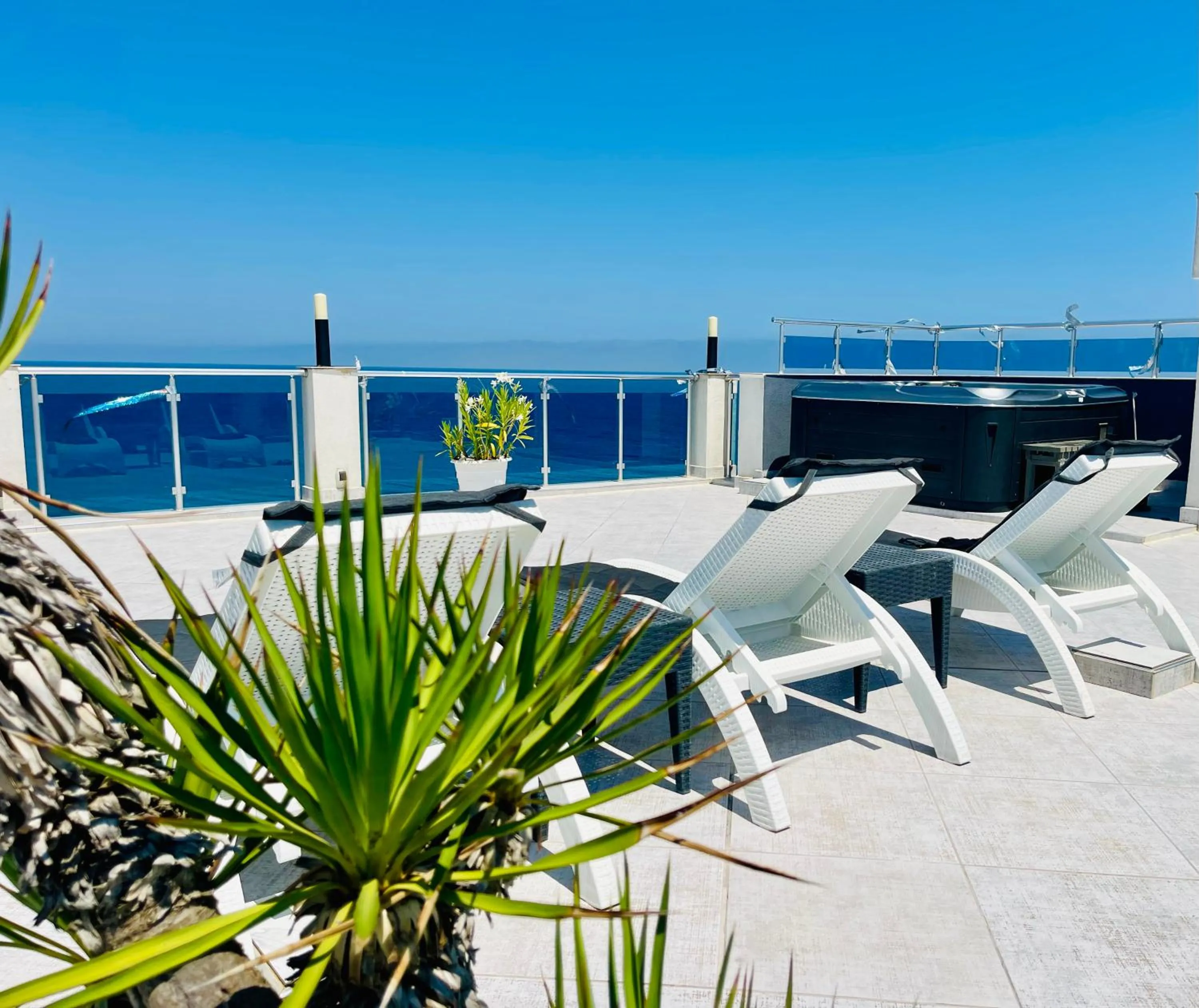 AGATA BEACH Boutique -Adult Only