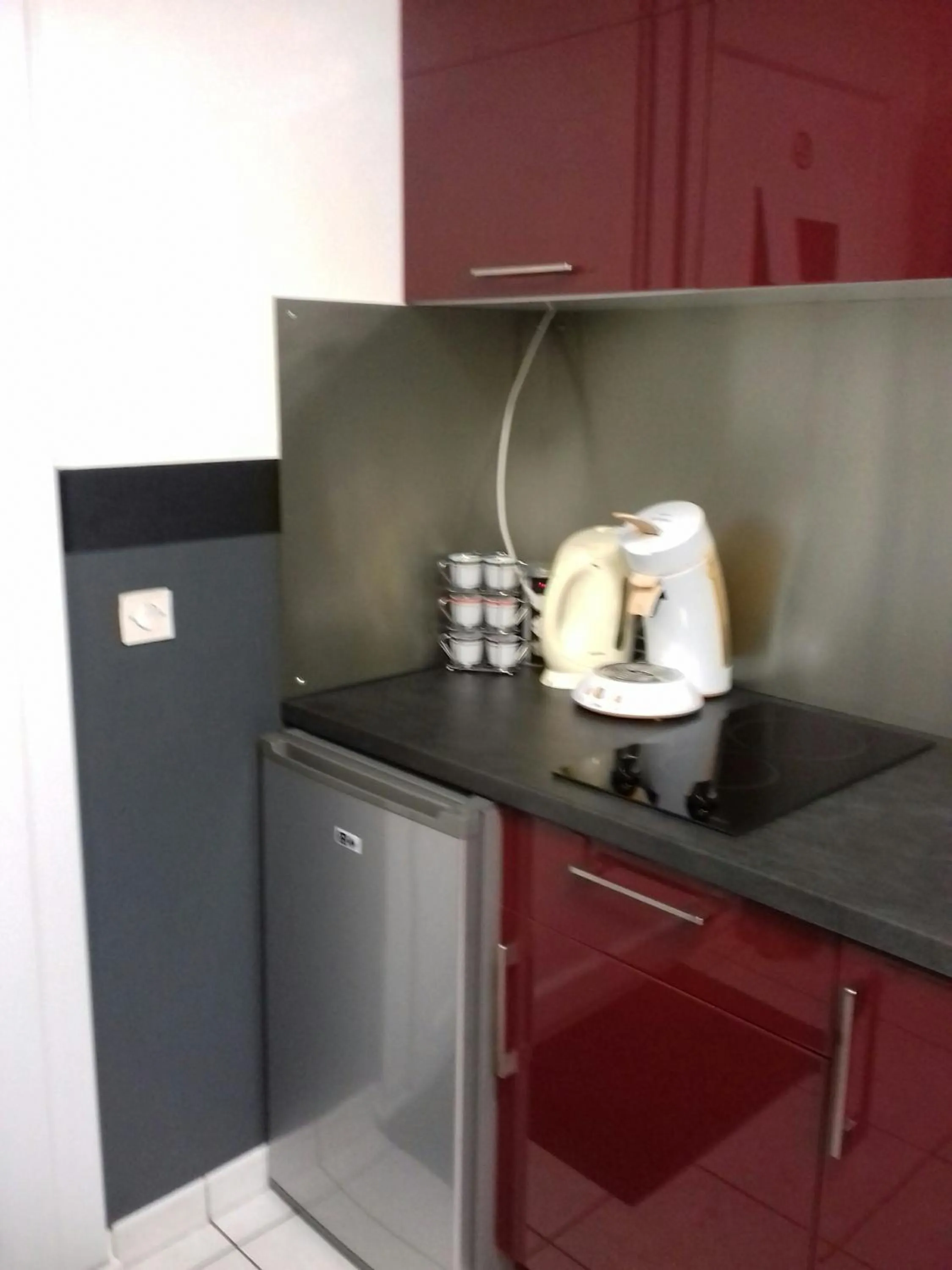 Kitchen or kitchenette in chez christian&astrid Next to Disneyland Paris