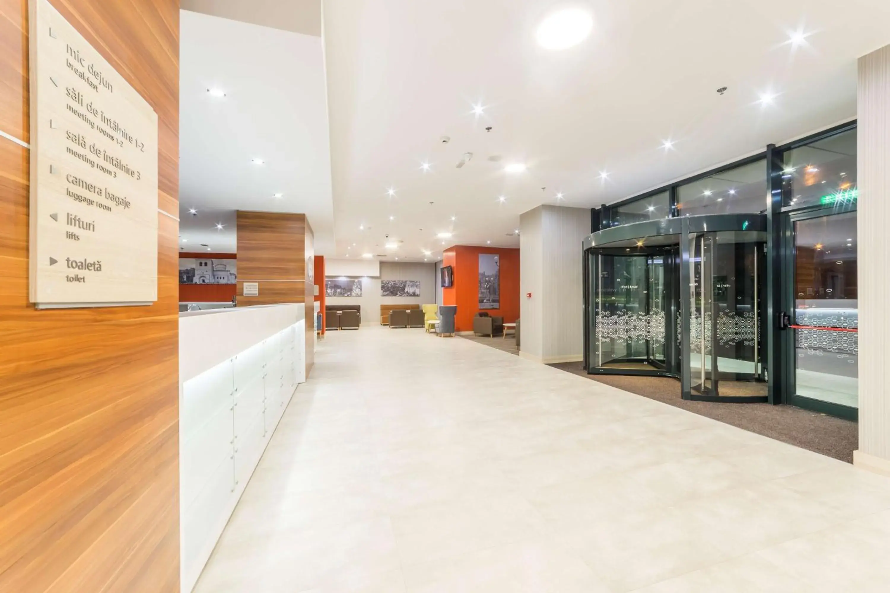 Lobby or reception in Hampton By Hilton Iasi Lobby or reception in Hampton By Hilton Iasi