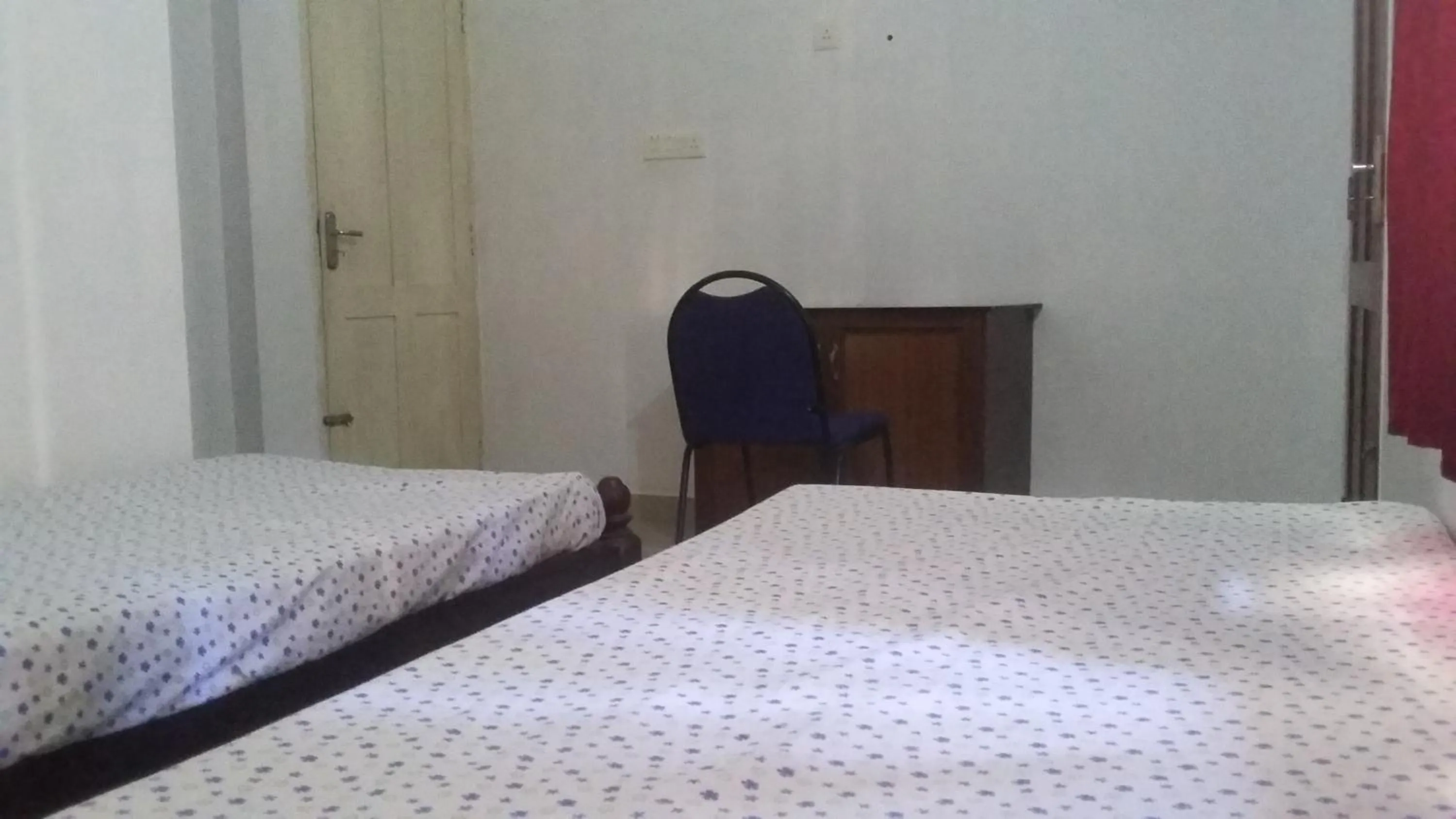 Photo of the whole room, Bed in Juliet's Homestay