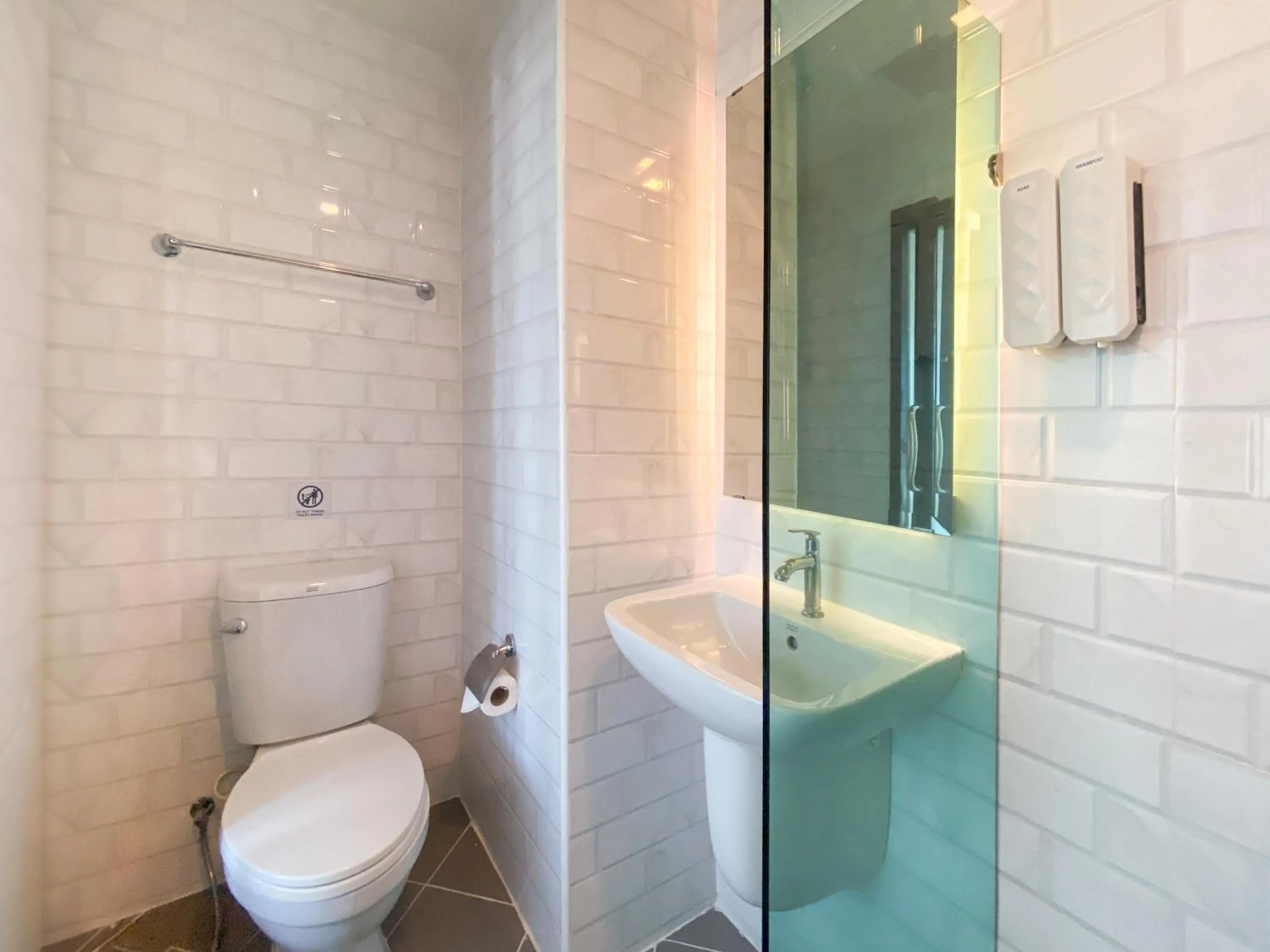 Shower in ISTY Design Hotel