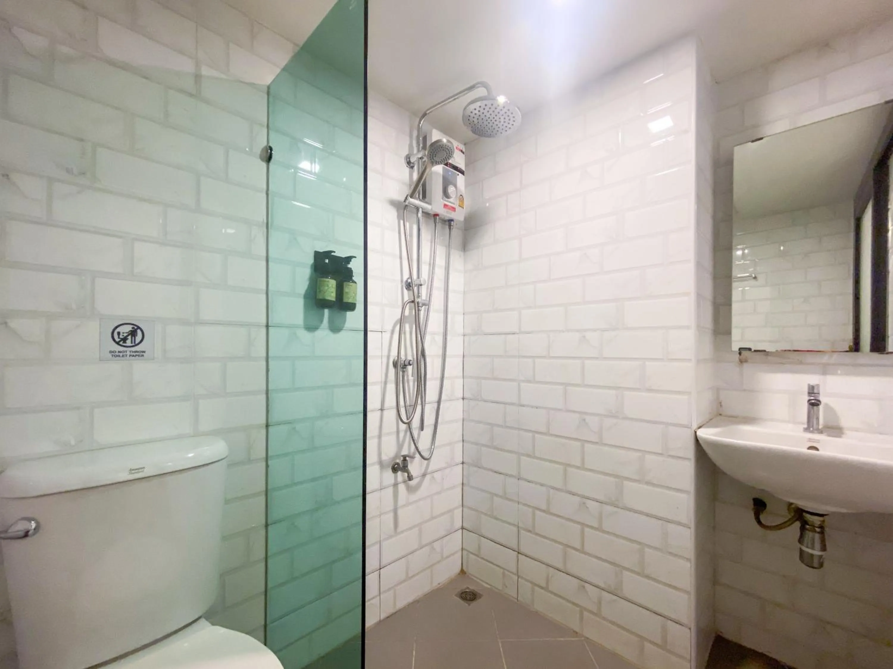 Shower in ISTY Design Hotel