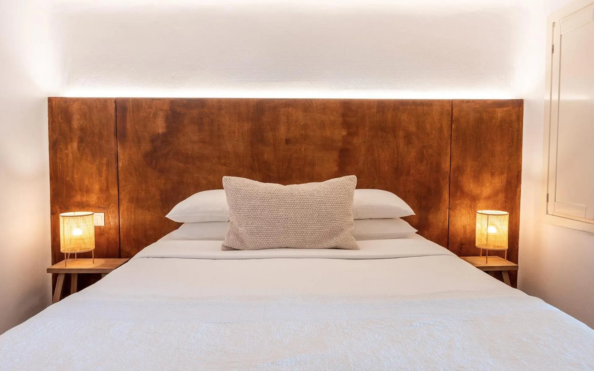 Bed in Mirabo Villas