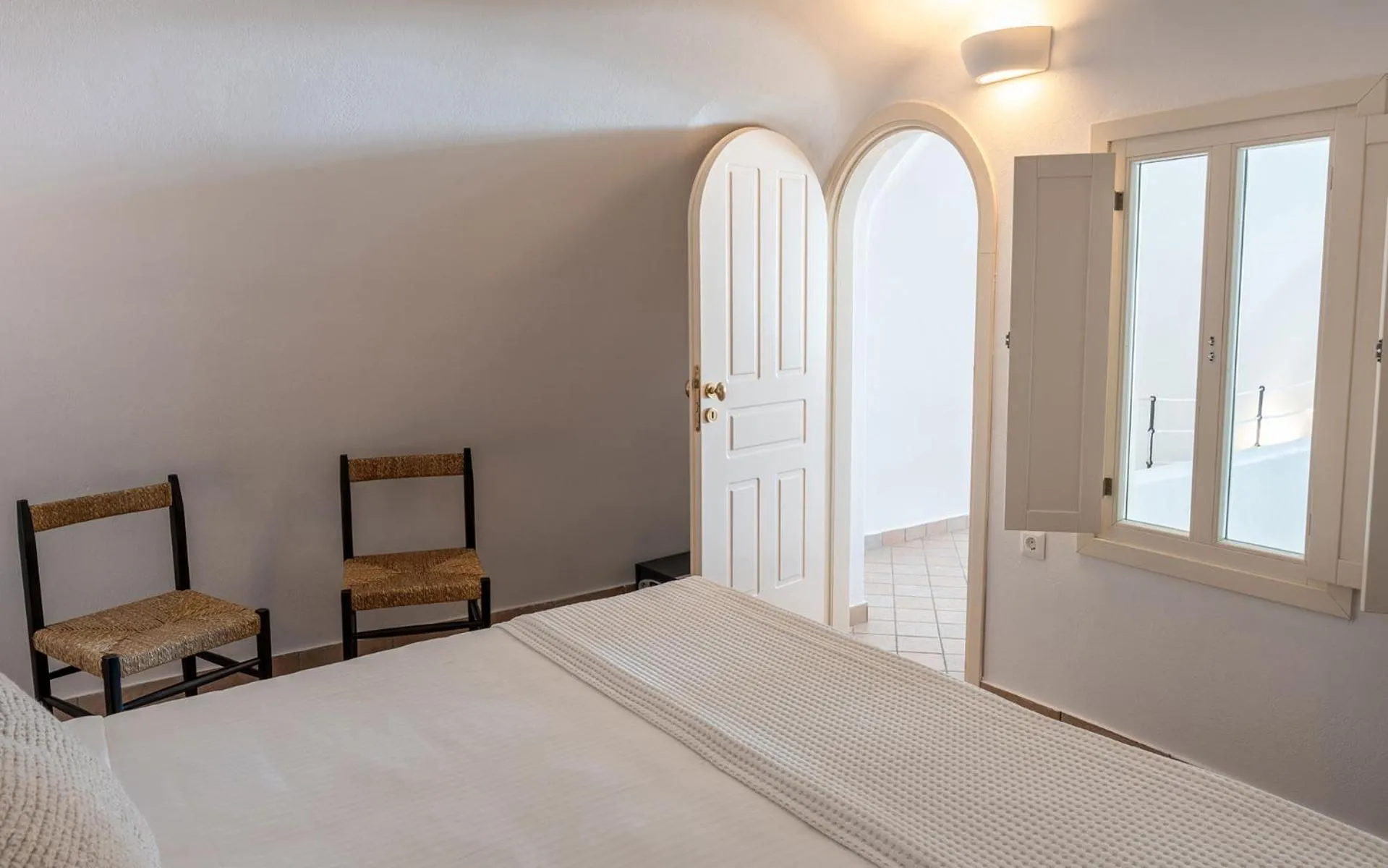 Bed in Mirabo Villas