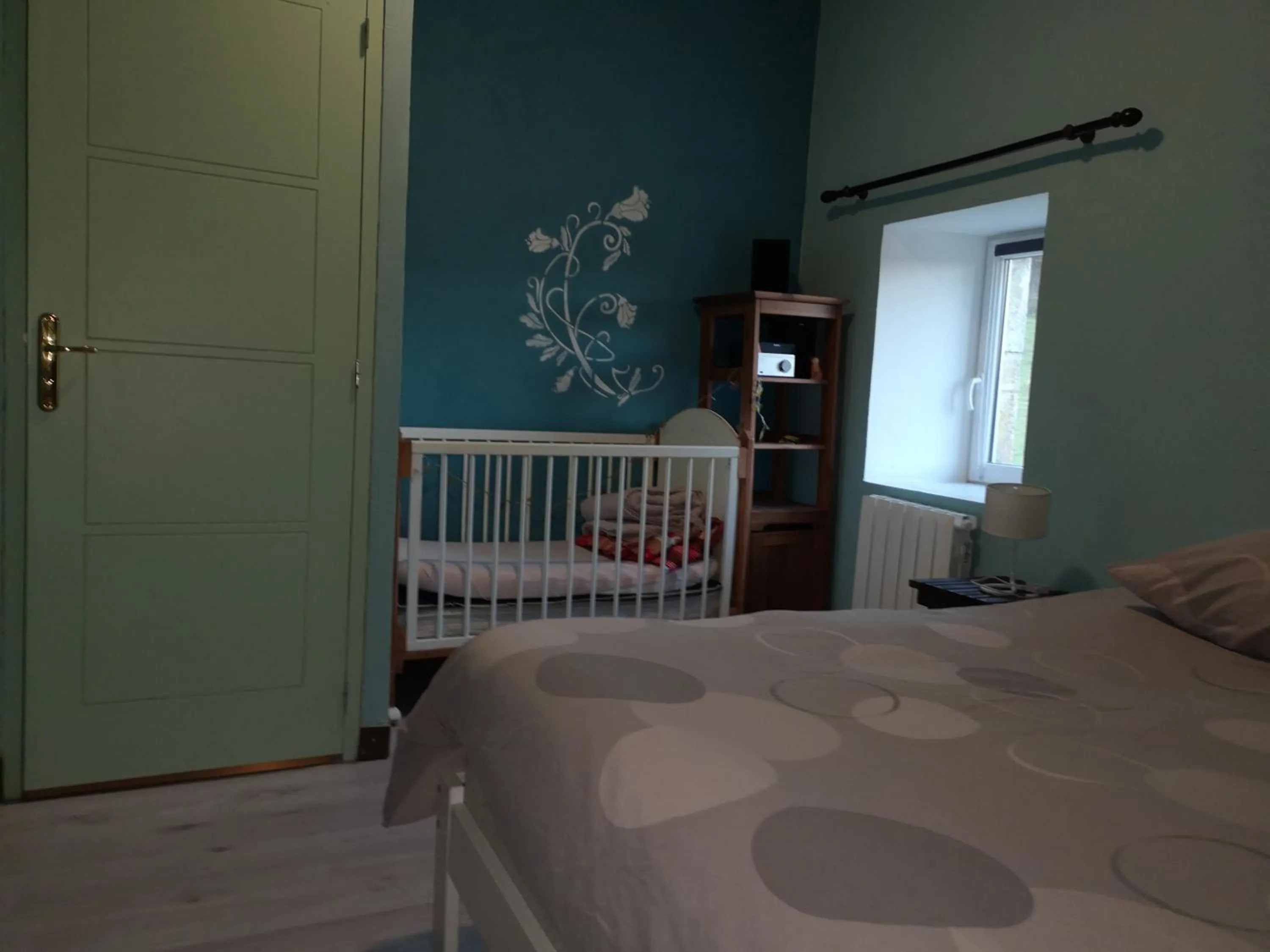 Photo of the whole room, Bed in Domaine de Fontenelay