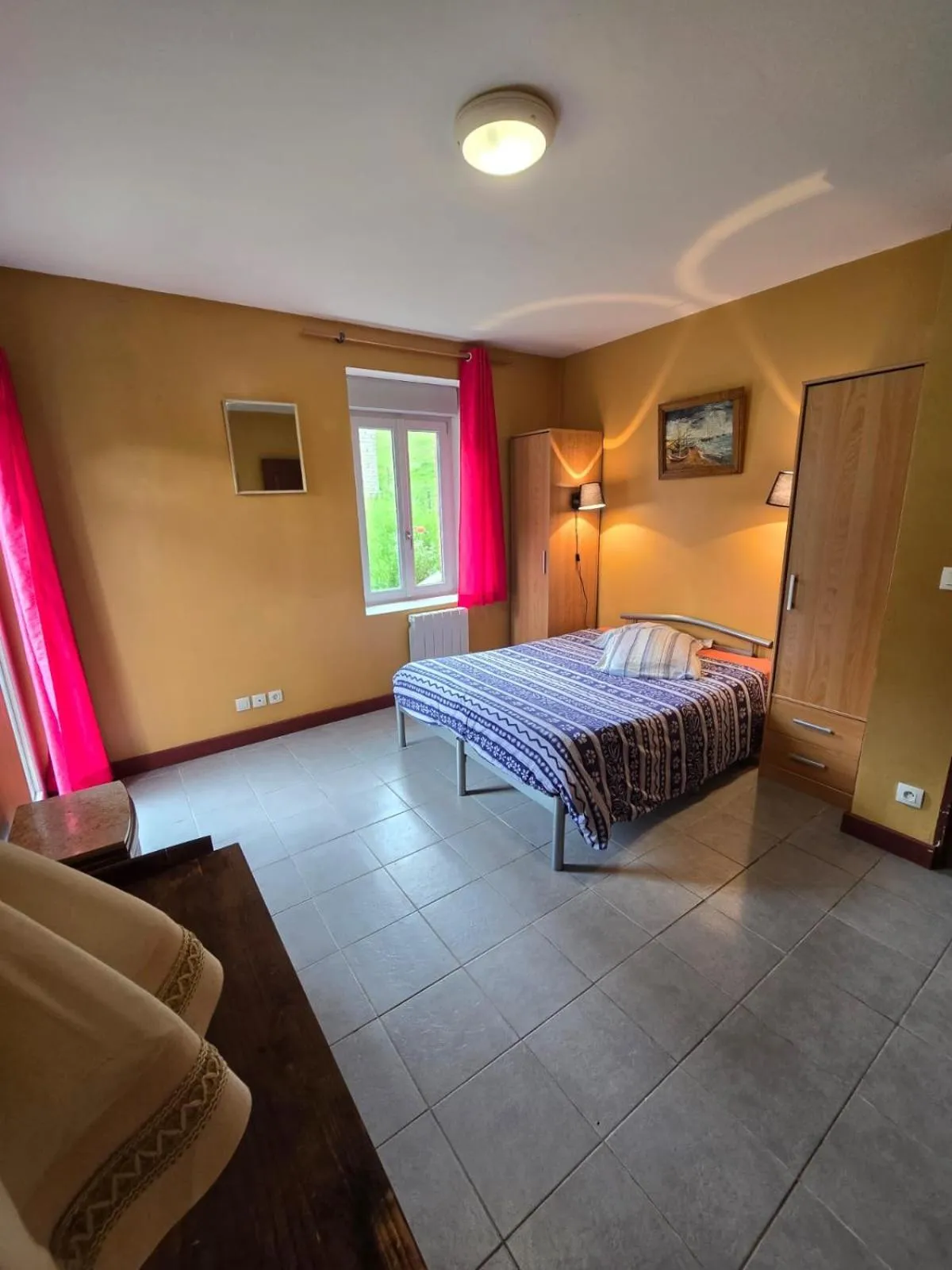 Bed in Domaine de Fontenelay