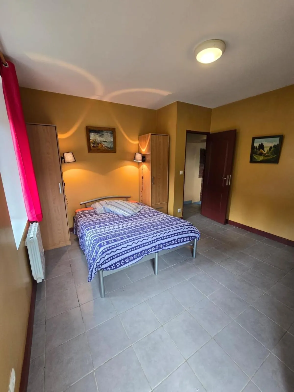 Bed in Domaine de Fontenelay