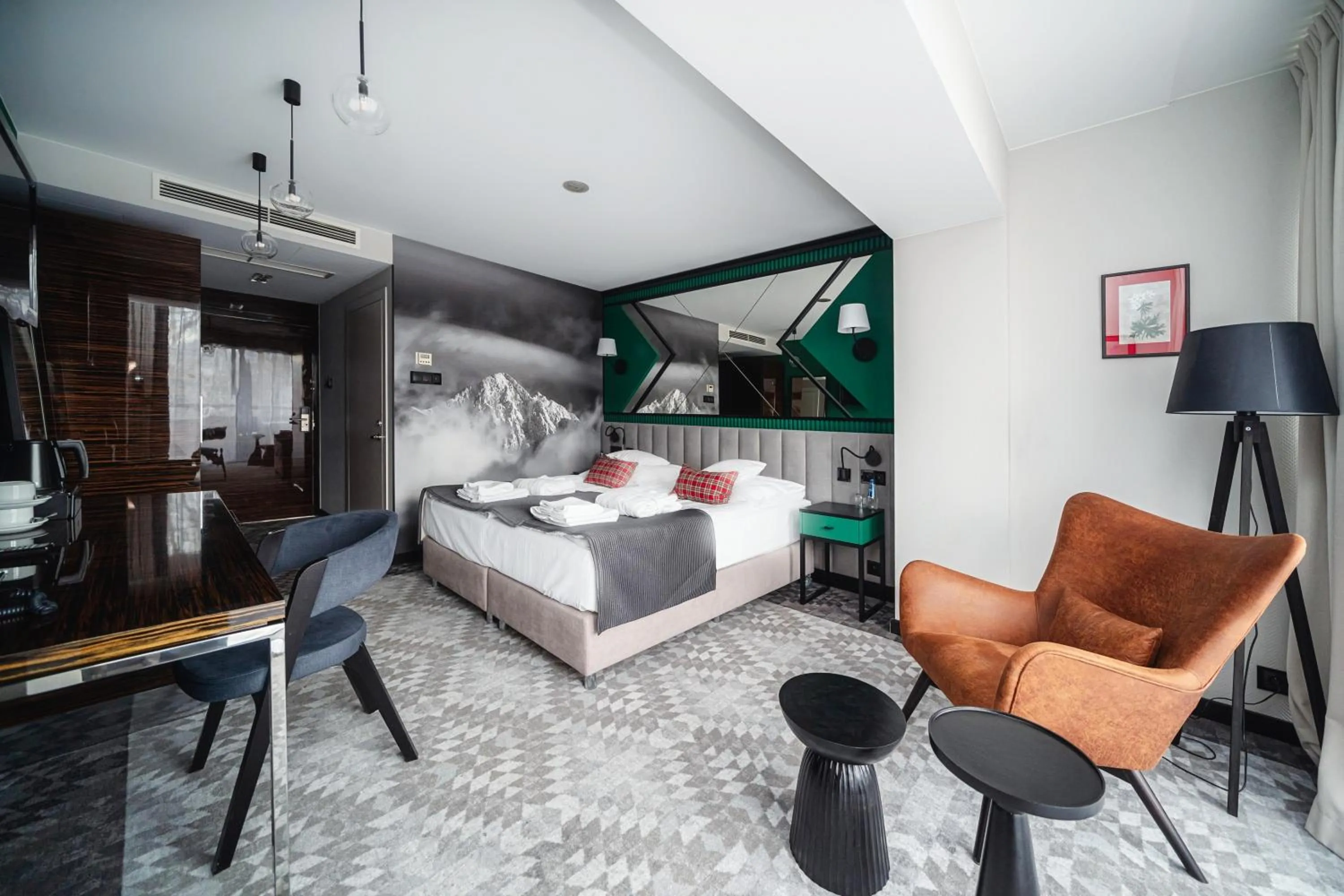 Photo of the whole room, Bed in Rysy Boutique Hotel