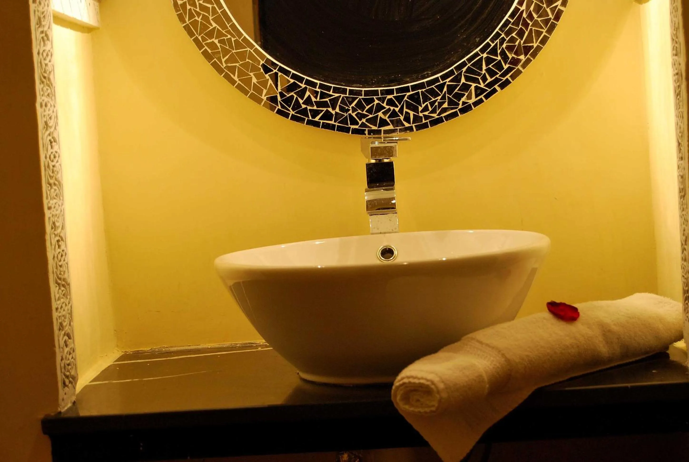 Bathroom in Hotel Riad Todos