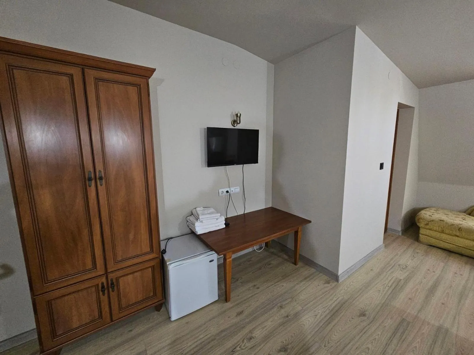 Communal lounge/ TV room in Hotel Racic Self-Check In