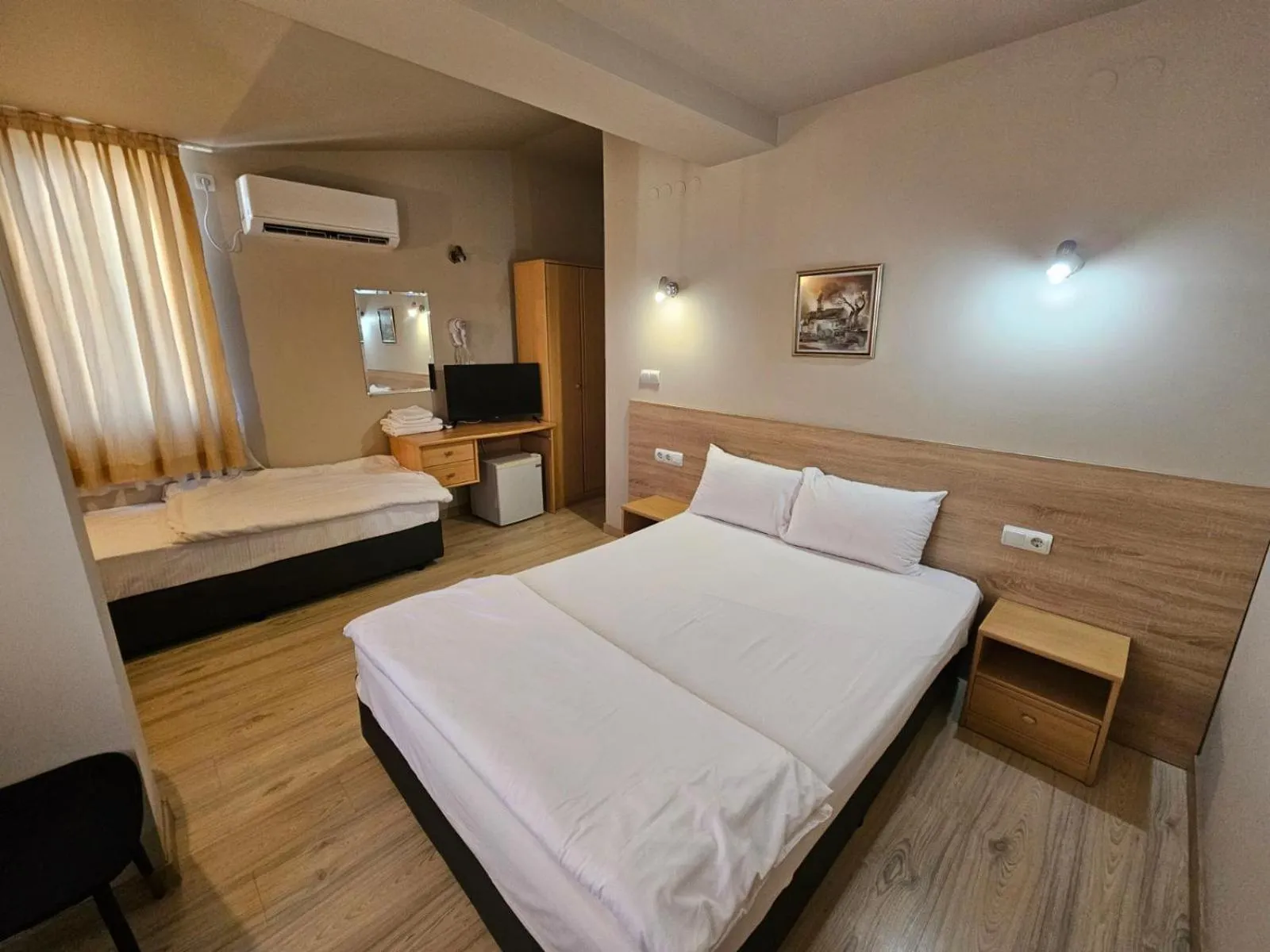 Bed in Hotel Racic Self-Check In