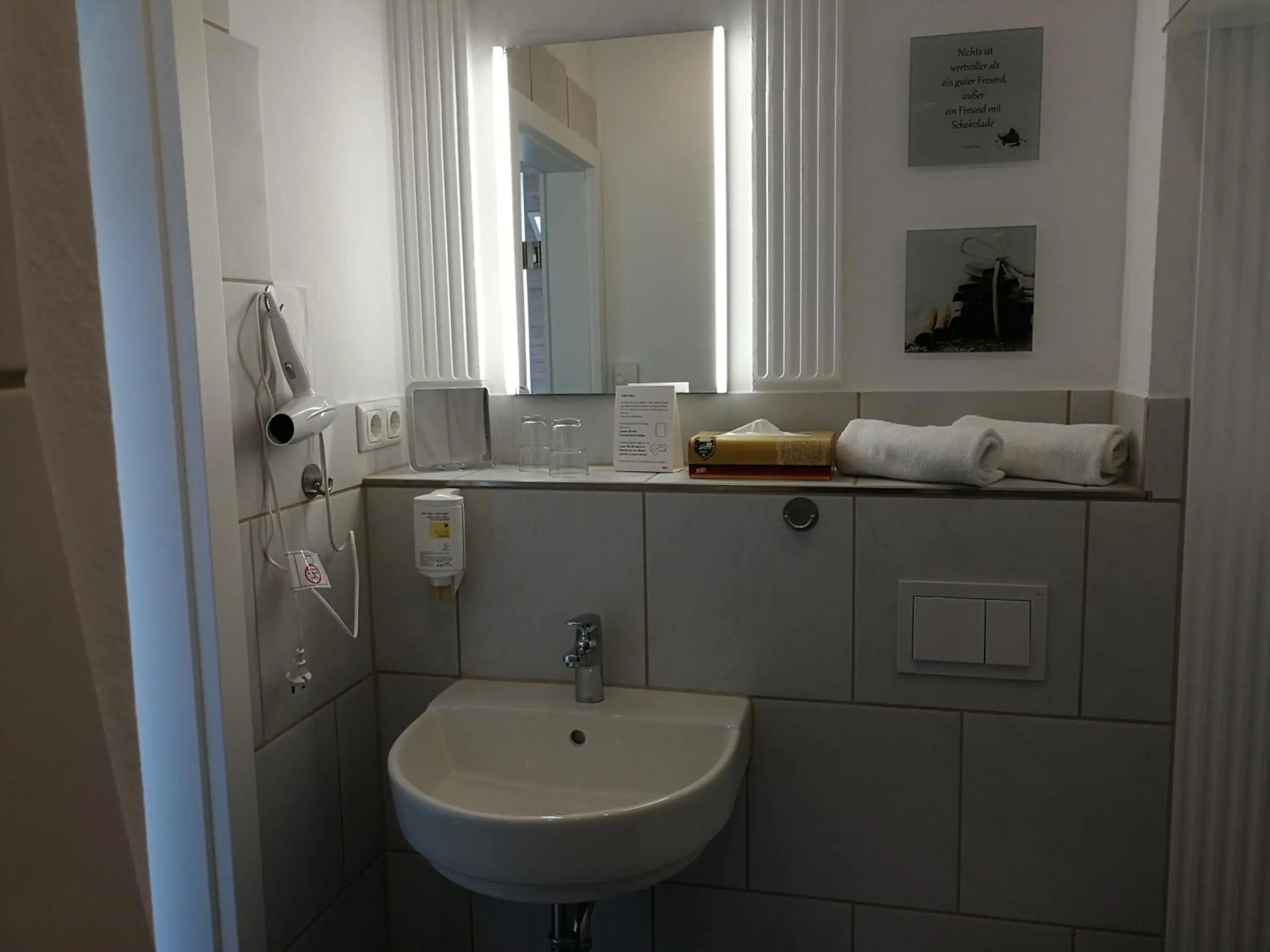 Twin Room with Shower - single occupancy in Apartmenthaus in Walle Twin Room with Shower - single occupancy in Apartmenthaus in Walle