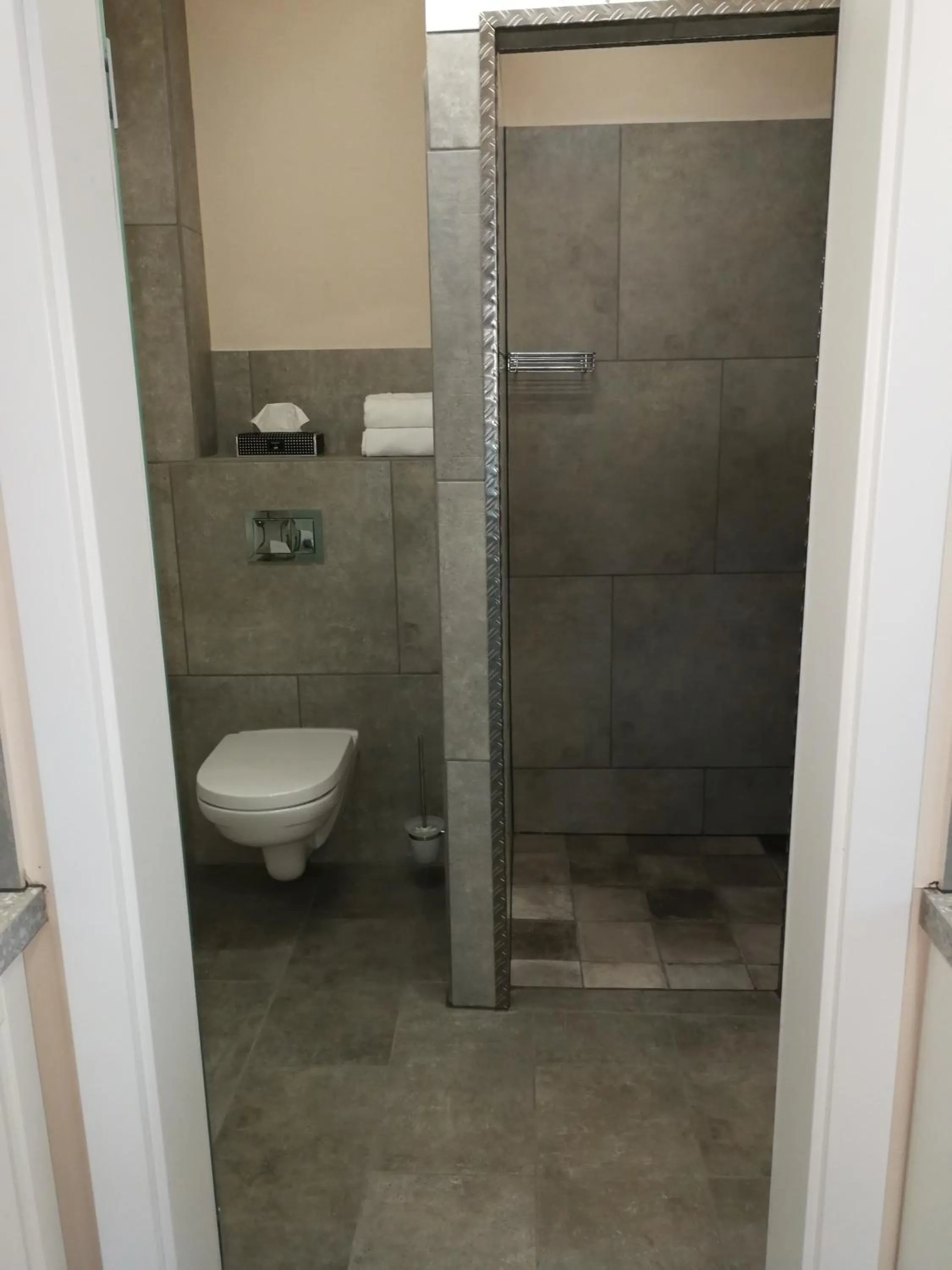 Shower in Apartmenthaus in Walle