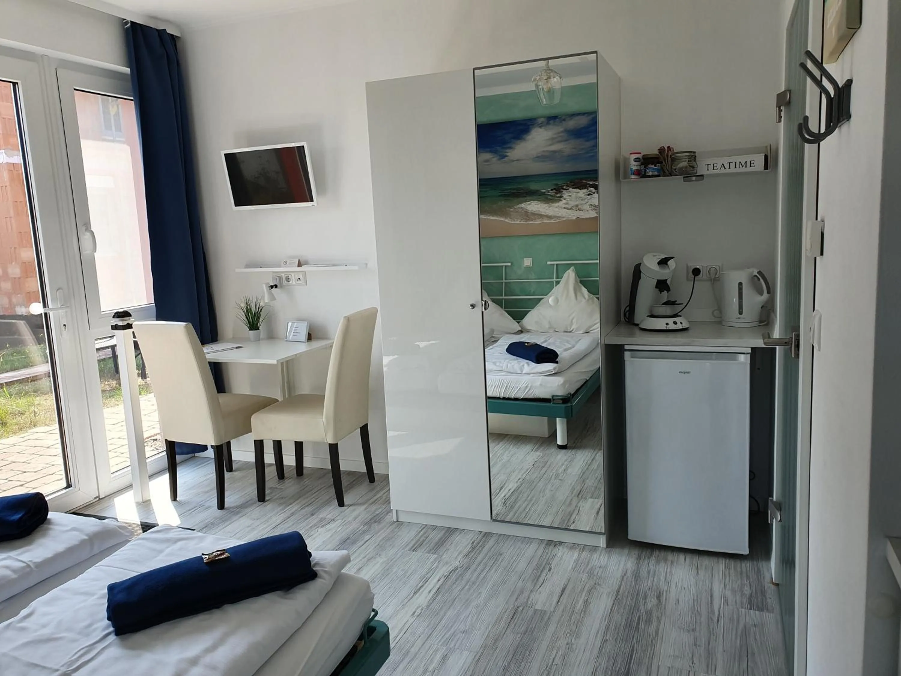 Dining area, Bed in Apartmenthaus in Walle